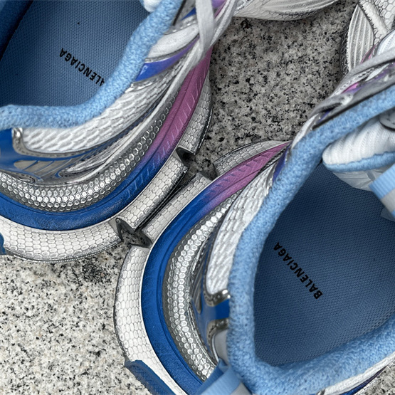 Balenciaga 3XL Extreme Laces B Sneaker In White - 