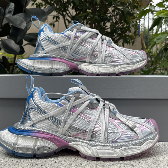 Balenciaga 3XL Extreme Laces B Sneaker In White - 