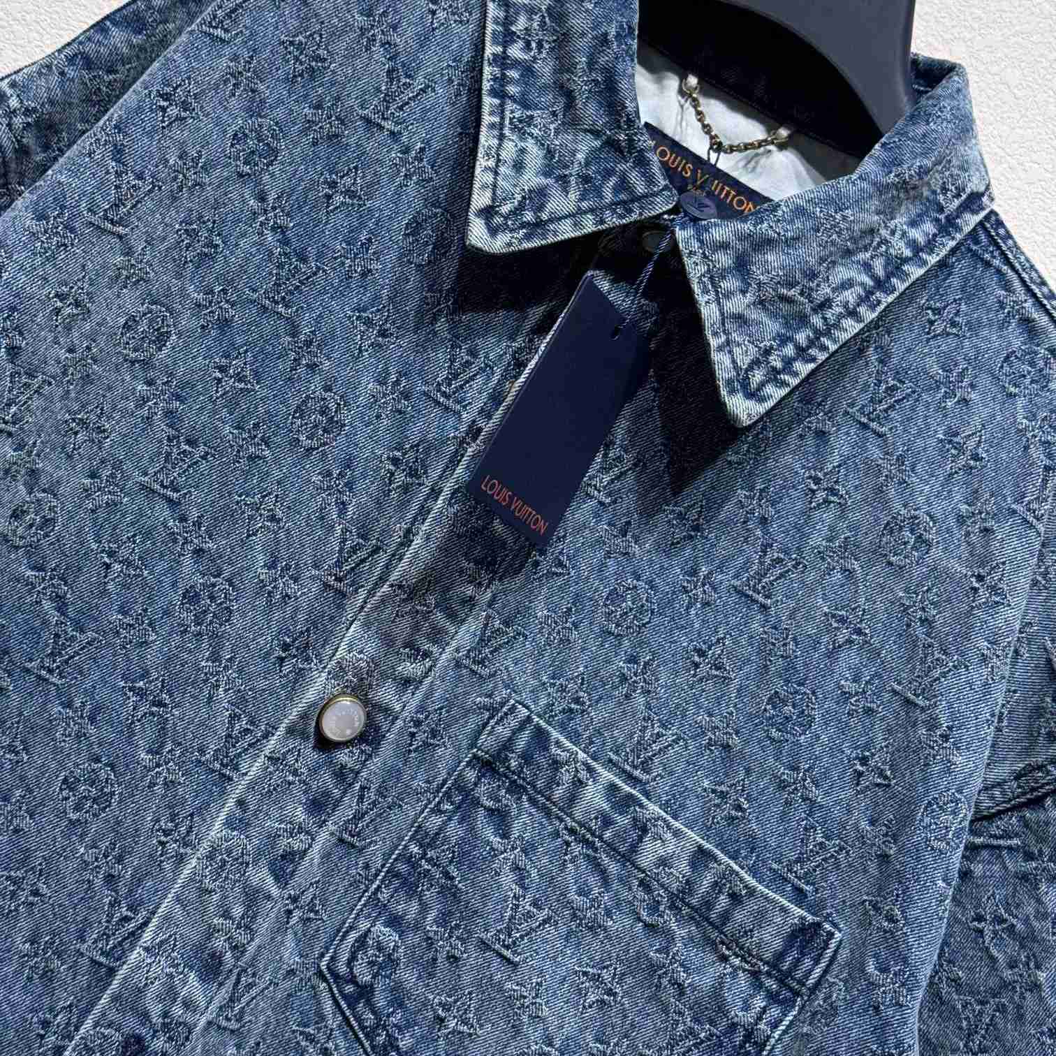 Louis Vuitton Monogram Denim Shirts - 