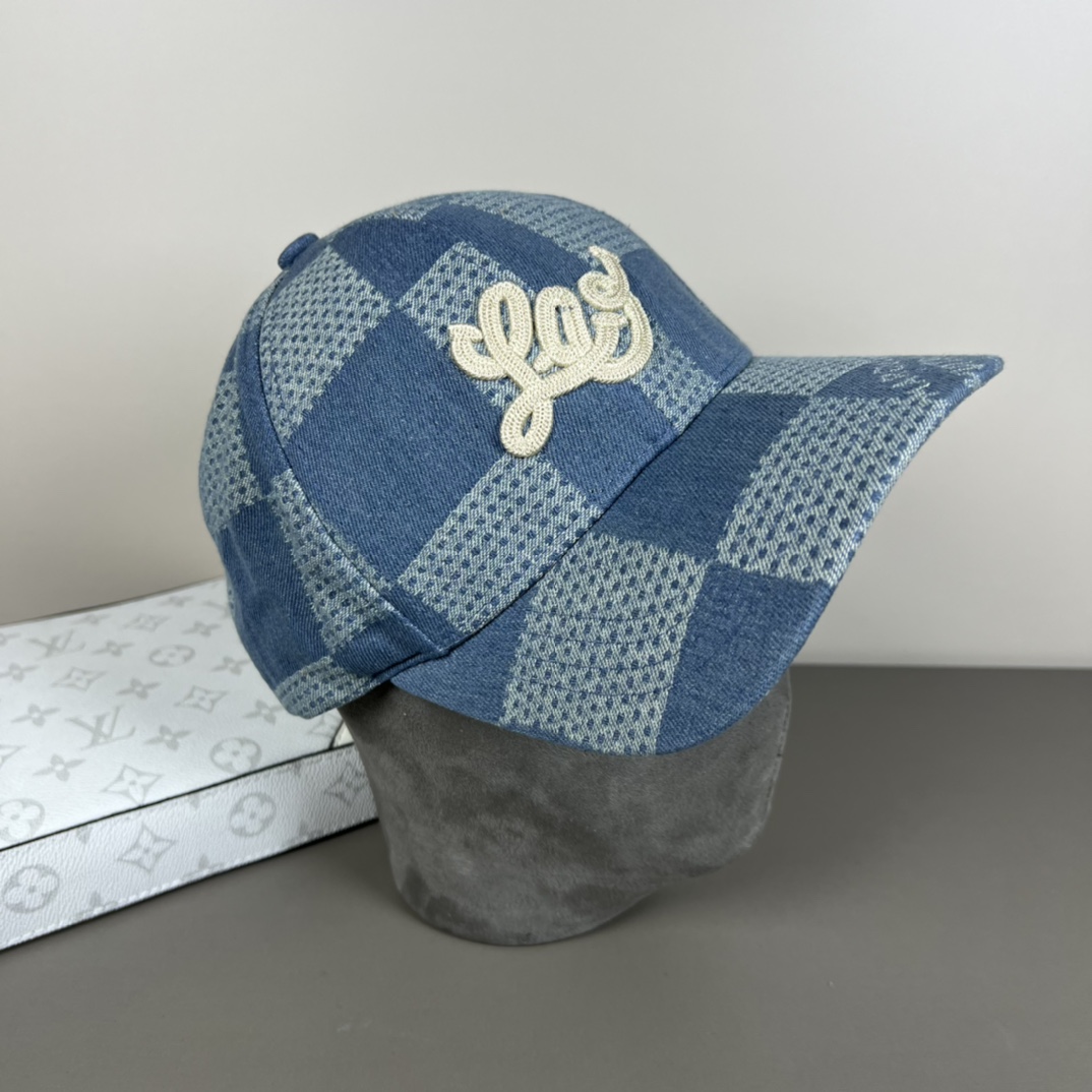 Louis Vuitton Damier 3D Denim Cap - 