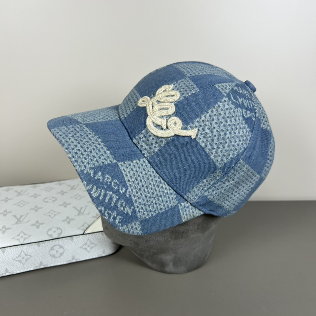 Louis Vuitton Damier 3D Denim Cap - 