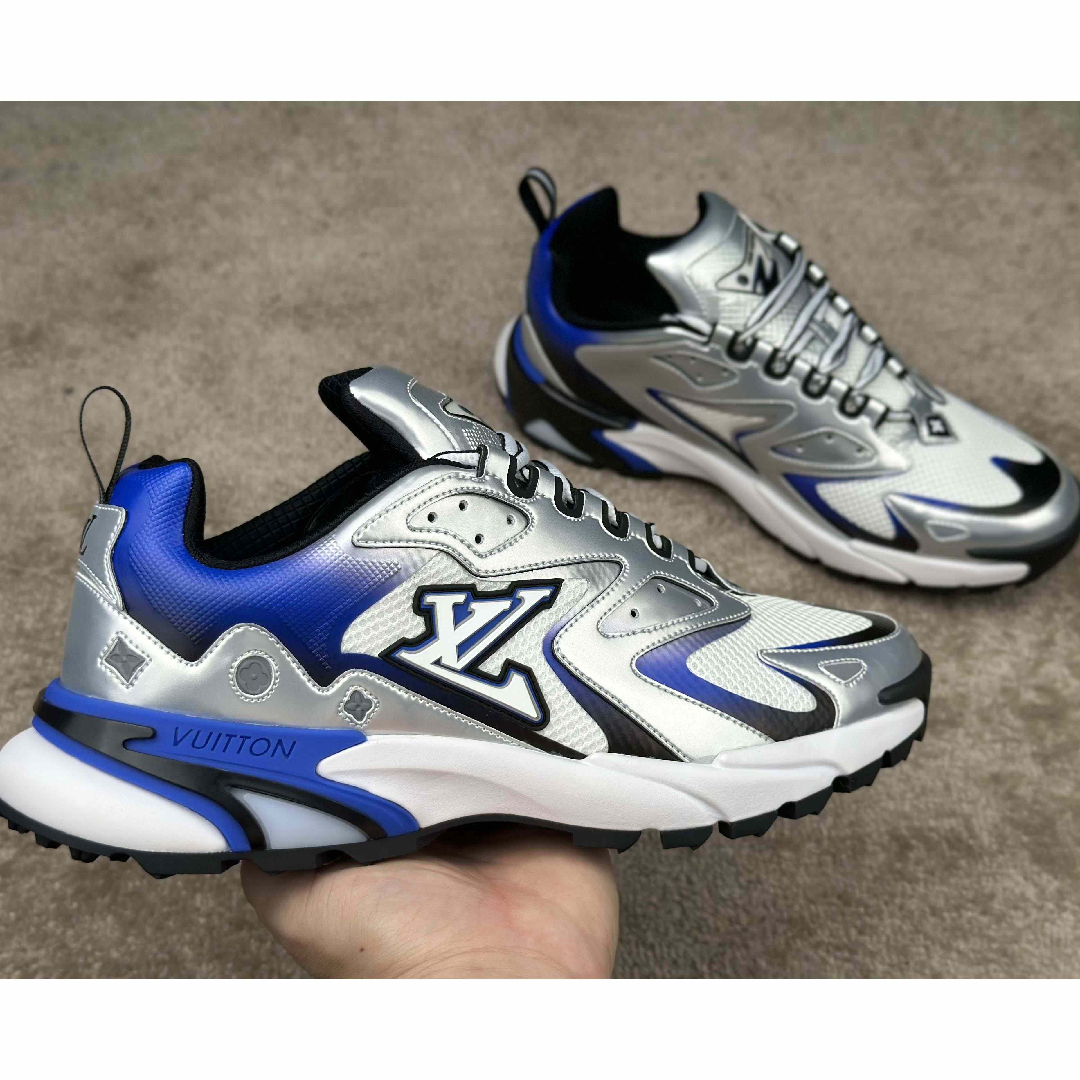Louis Vuitton LV Runner Tatic Sneaker  1ADI69 - 