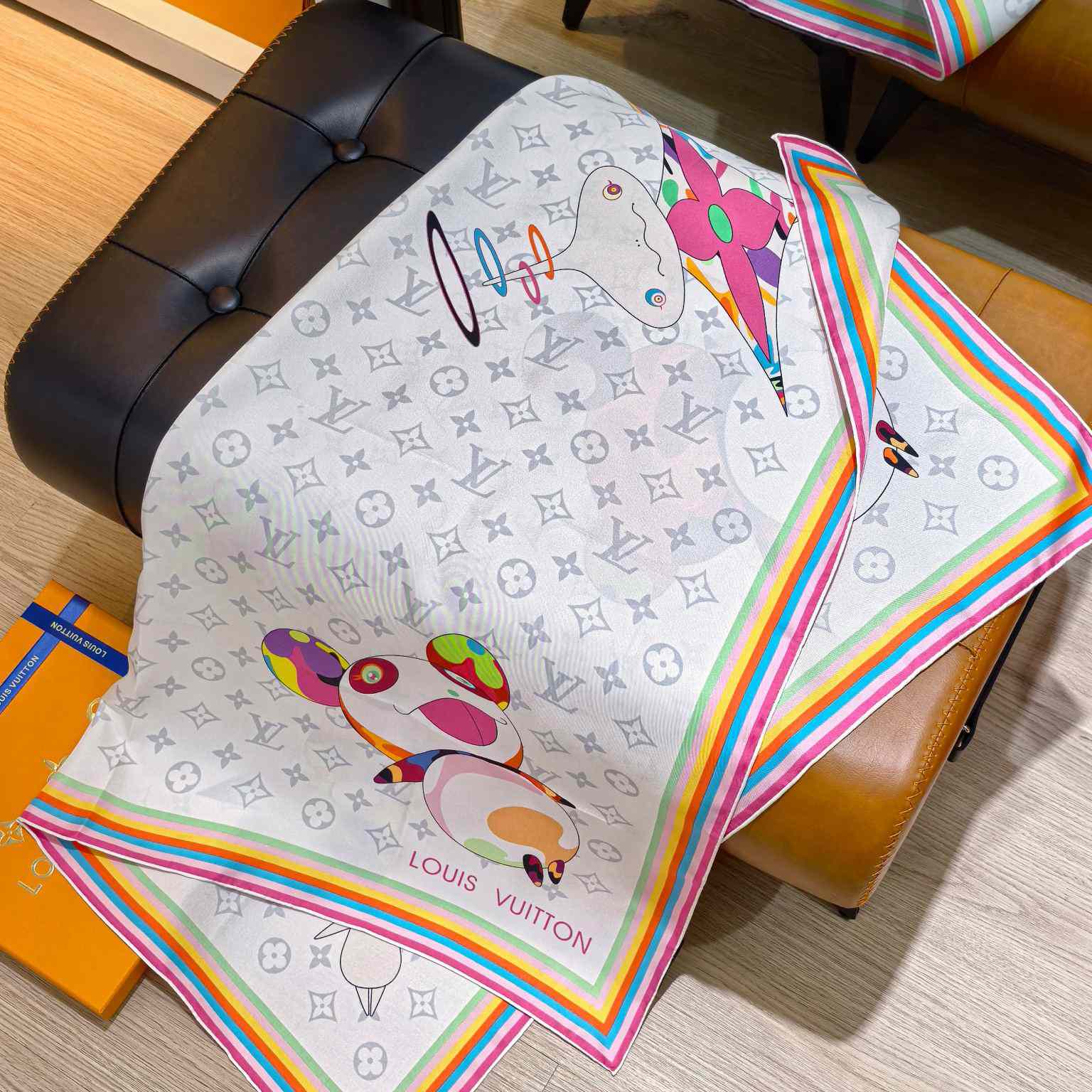 Louis Vuitton LV x TM Monogram Superflat Characters Square 90    - DesignerGu