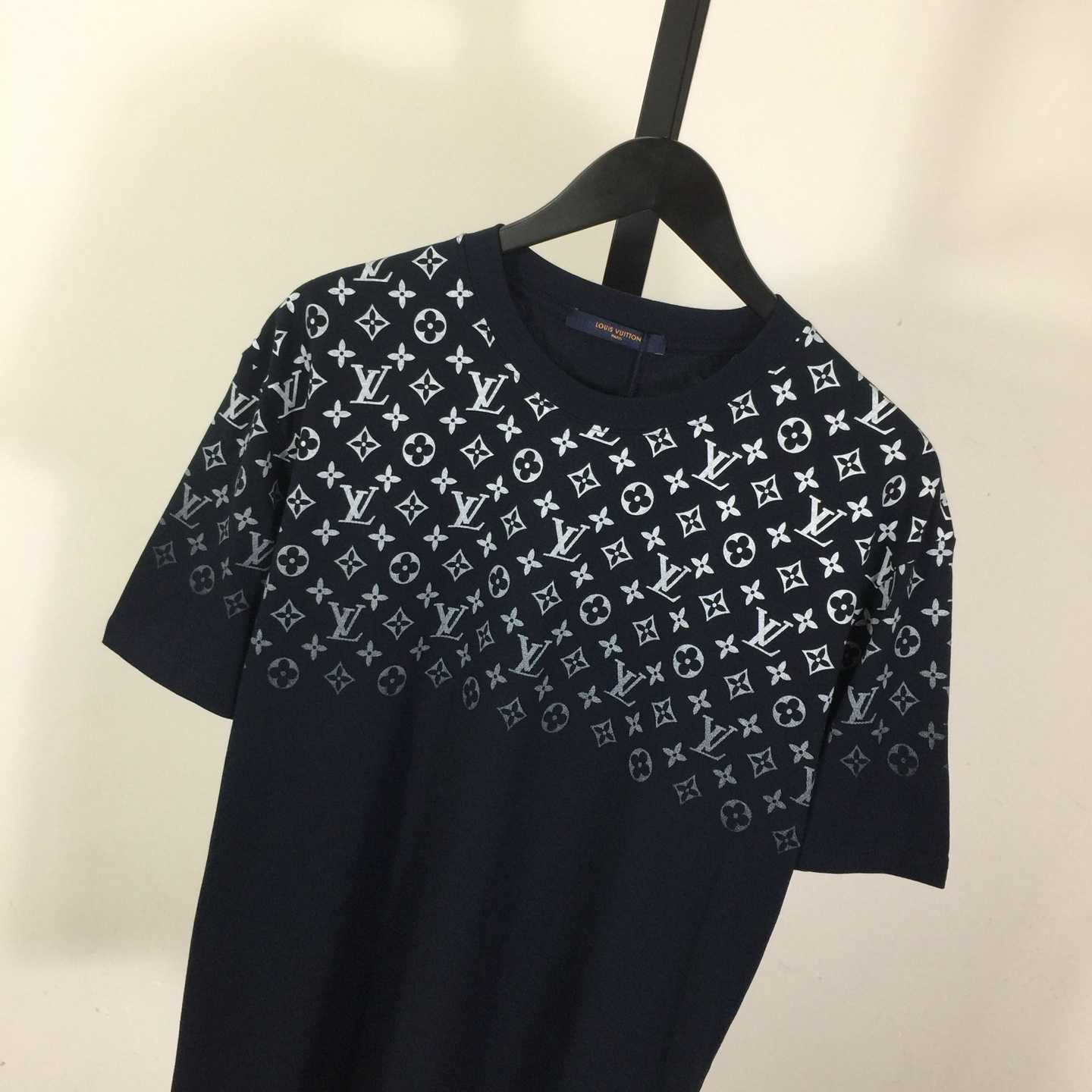 Louis Vuitton Gradient Cotton T-Shirt    1AFBB7 - 