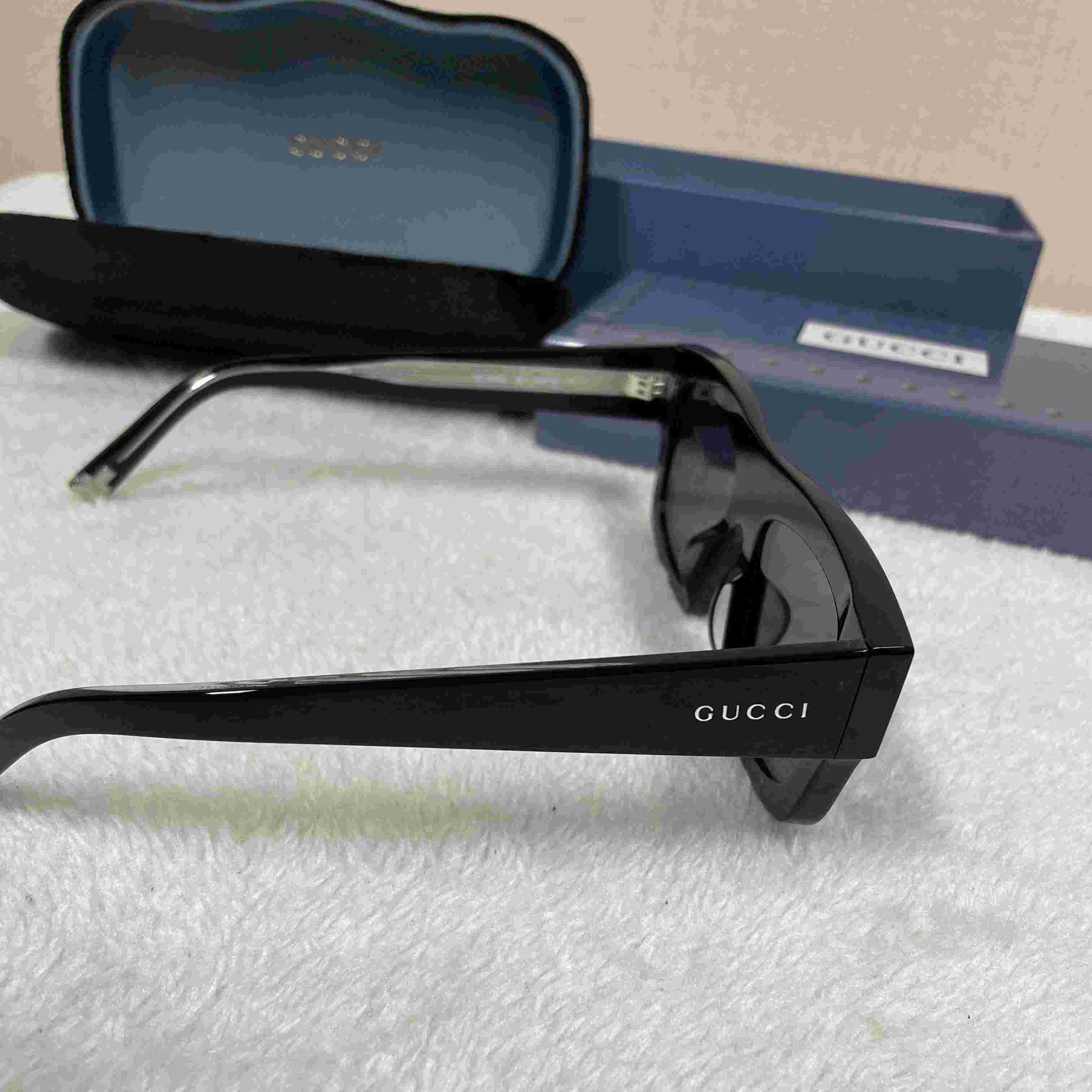 Gucci Rectangular Frame Sunglasses  GG1926s - DesignerGu