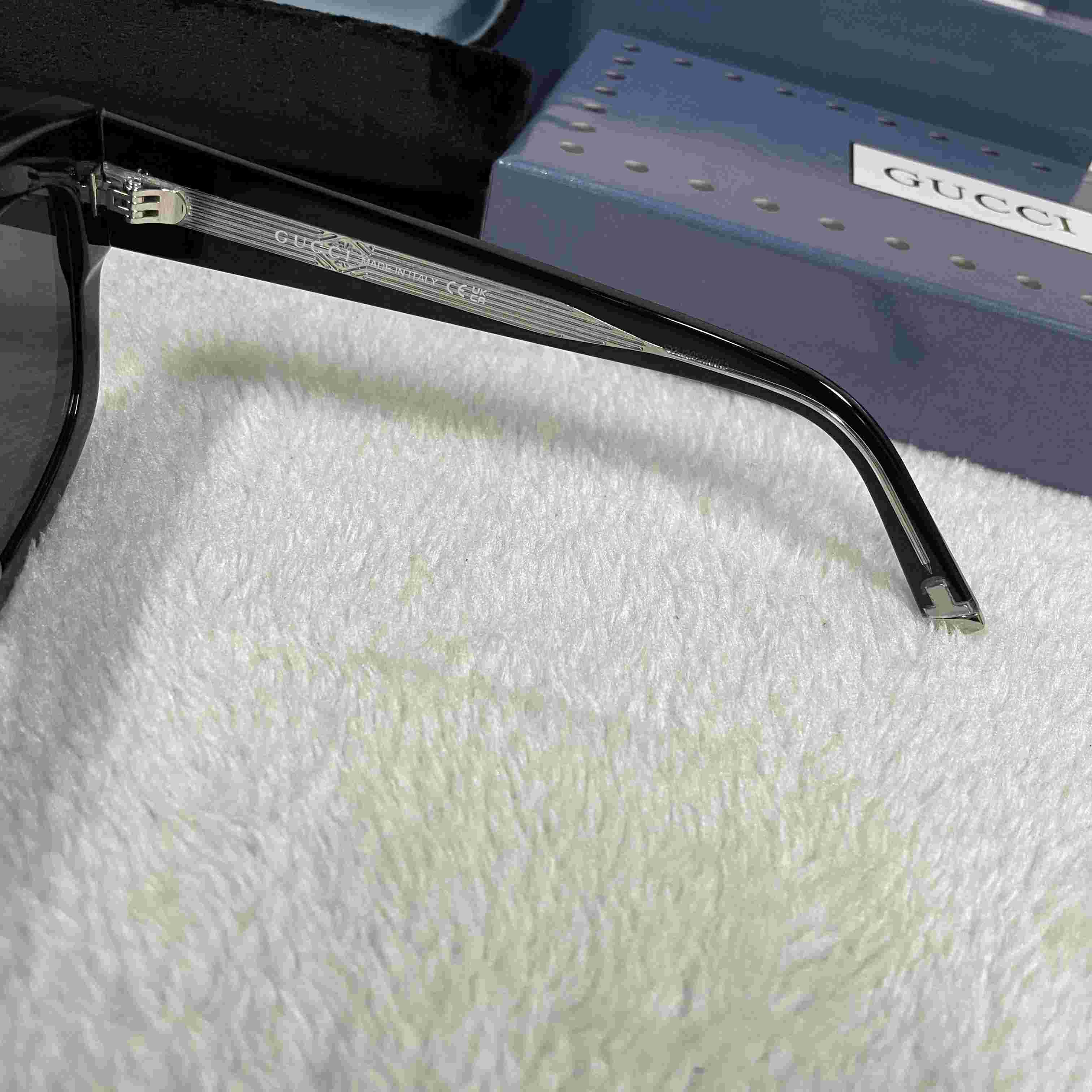 Gucci Rectangular Frame Sunglasses  GG1926s - DesignerGu