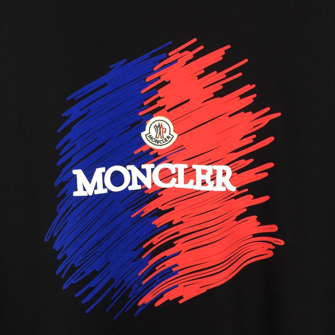 Moncler Logo T-Shirt - 