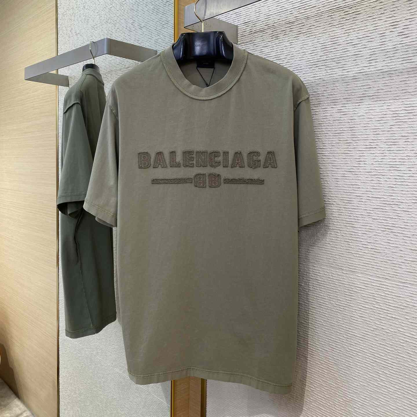 Balenciaga Inside-Out T-Shirt Medium Fit In Army Green - DesignerGu