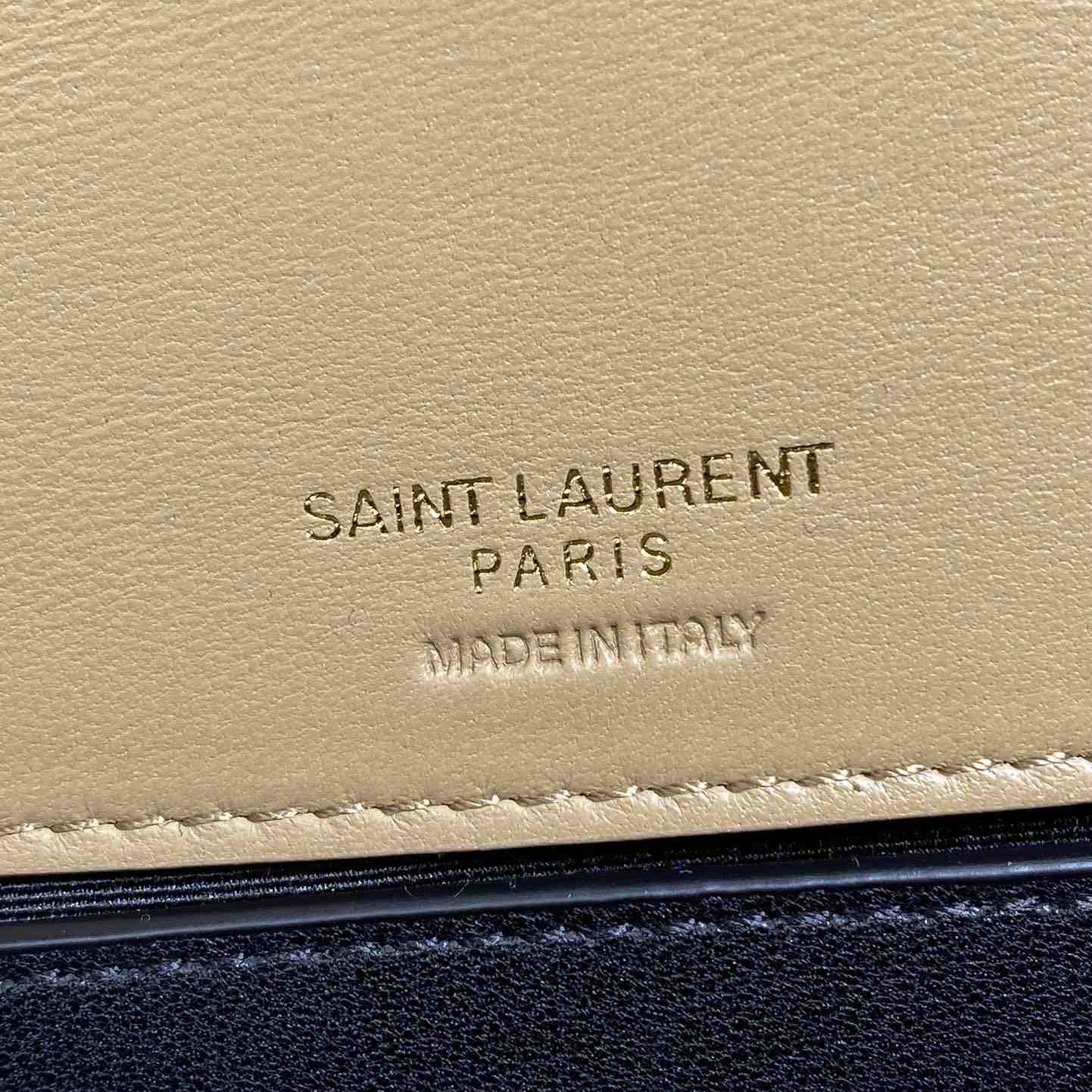 Saint Laurent Loulou Small In Matelasse Lambskin - DesignerGu