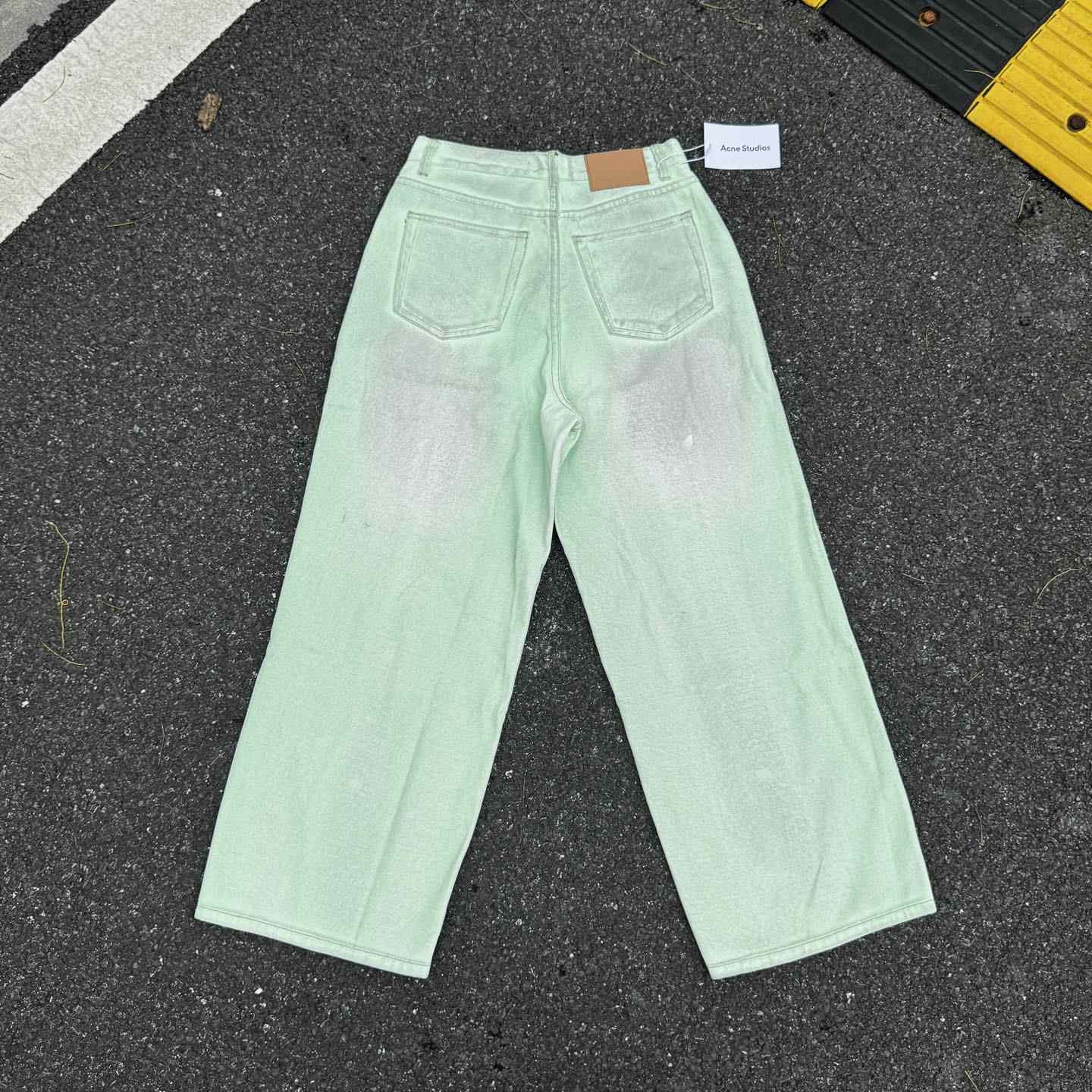 Acne Studios Loose Fit Jeans - 1981M - DesignerGu