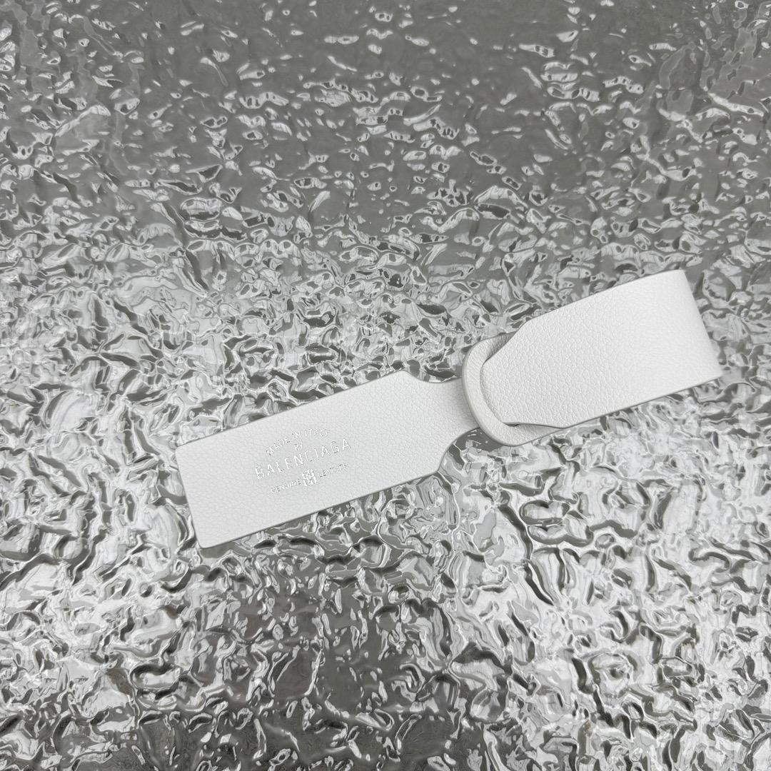 Balenciaga Carrie Bowling Bag Small In White - DesignerGu