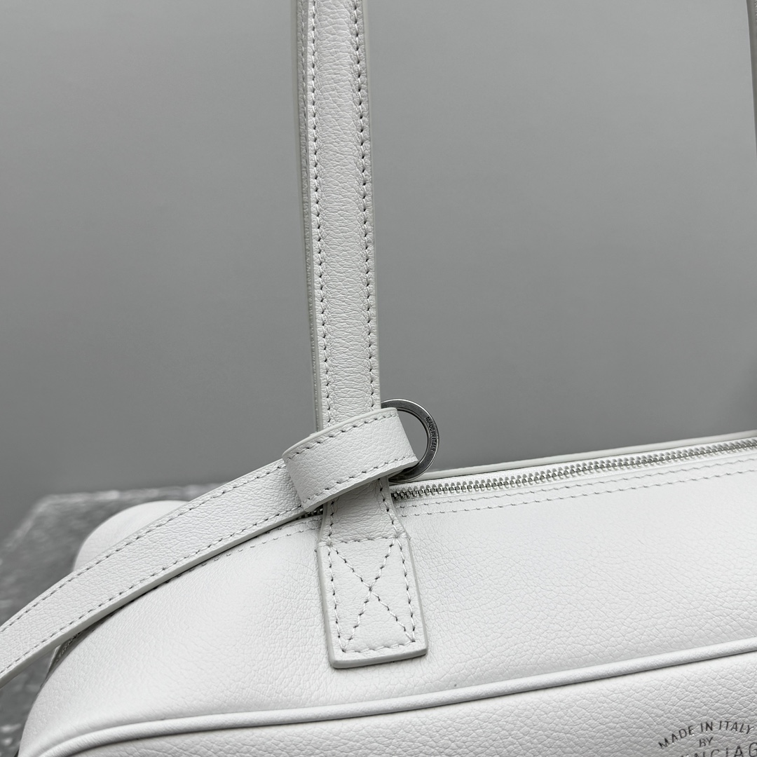 Balenciaga Carrie Bowling Bag Small In White - DesignerGu
