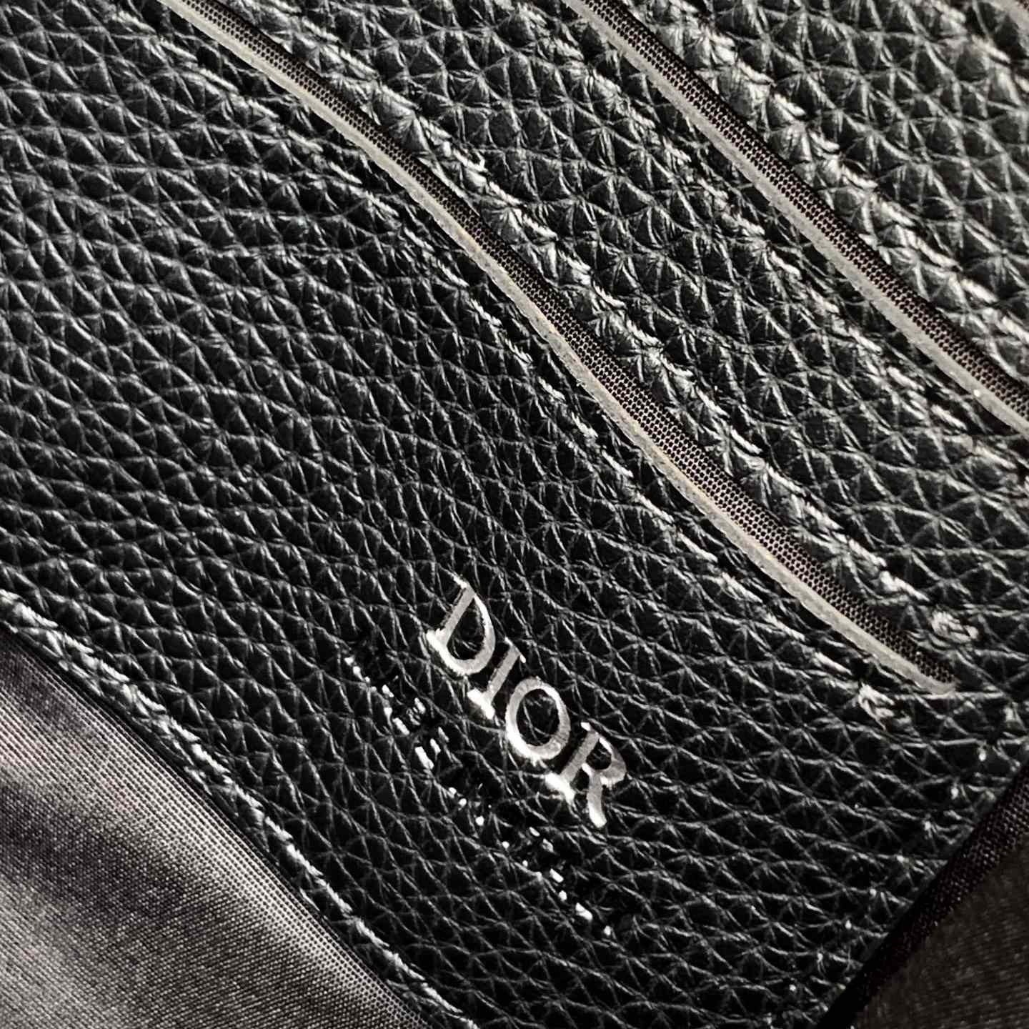 Dior Saddle A5 Triangle Pouch  - DesignerGu