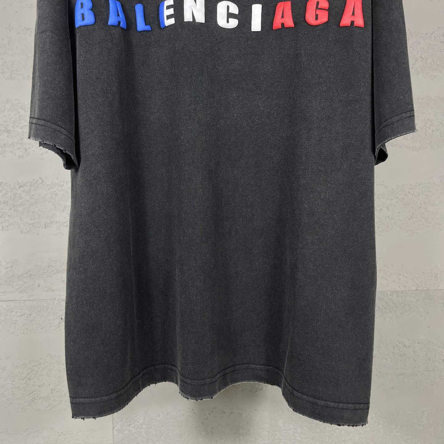 Balenciaga International Short Sleeve Cropped T-Shirt - DesignerGu