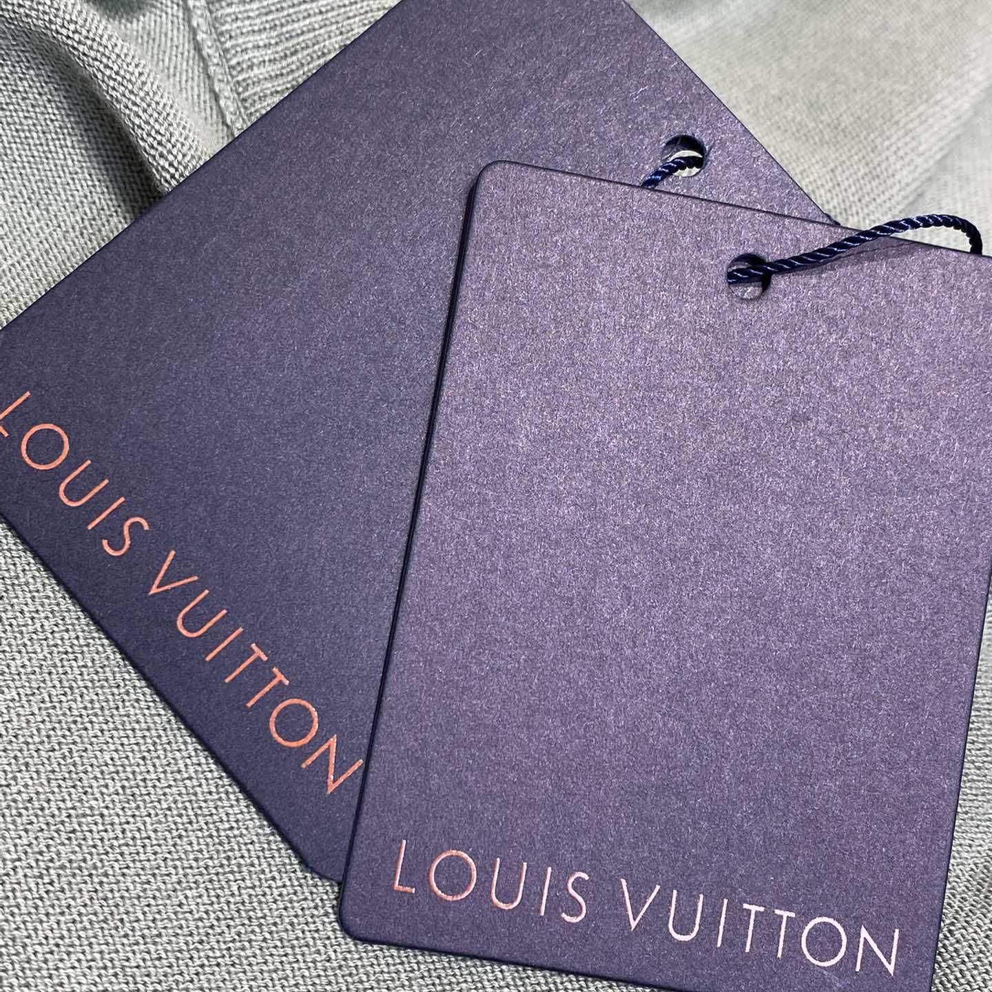 Louis Vuitton Short-Sleeved Signature Crewneck  1AHUUW - DesignerGu