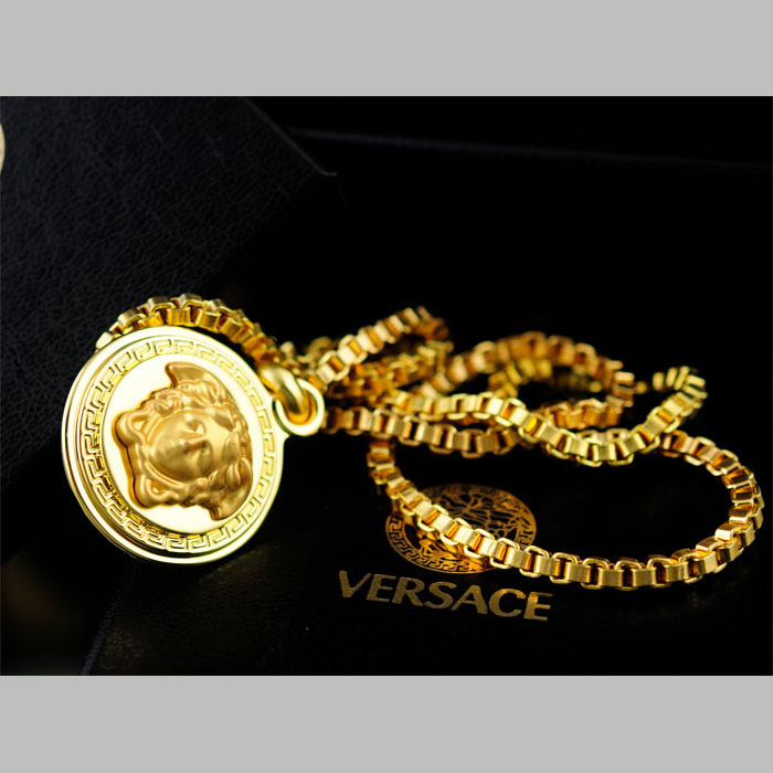 Versace Medusa Pendant Necklaces - DesignerGu