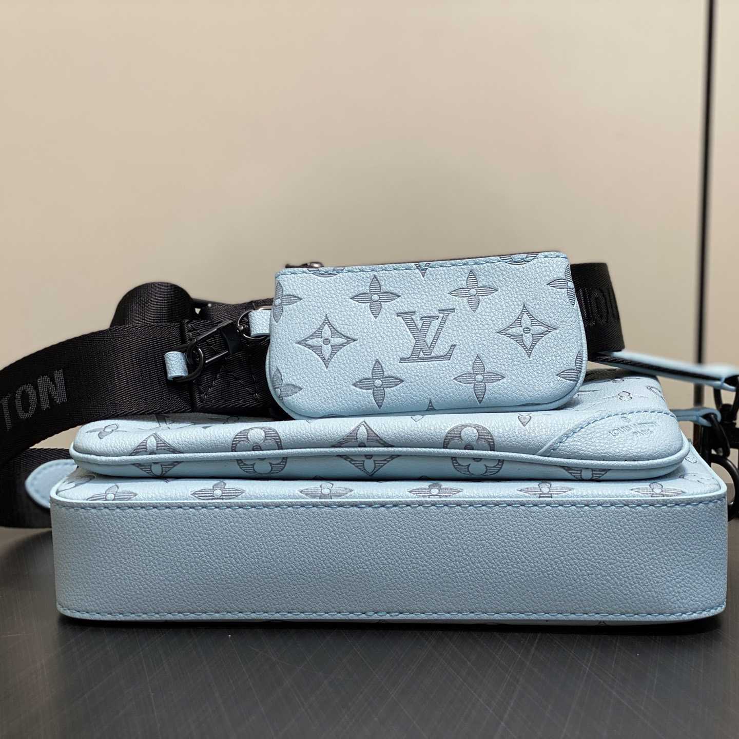Louis Vuitton Trio Messenger   M14781 - DesignerGu
