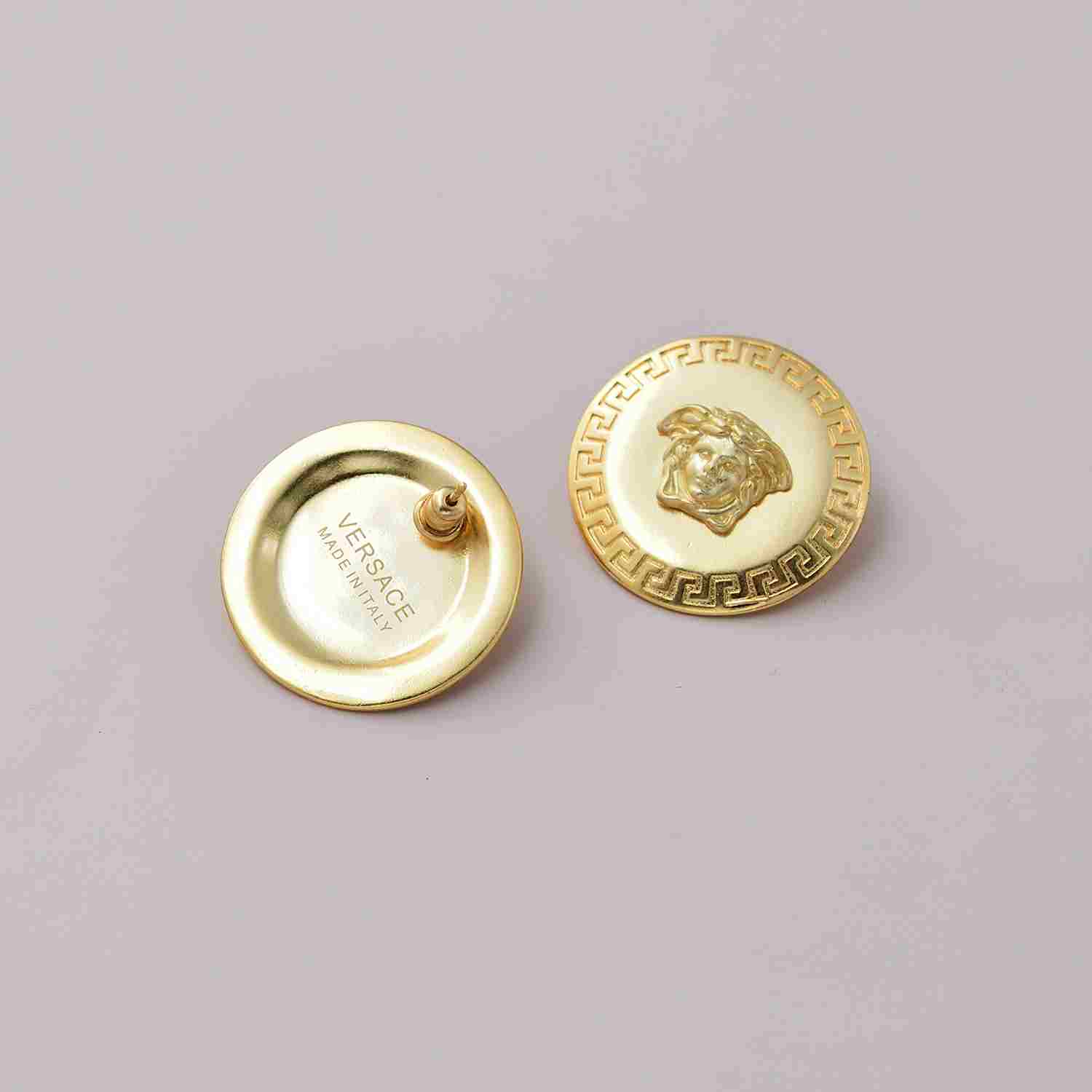 Versace Medusa Earrings - DesignerGu