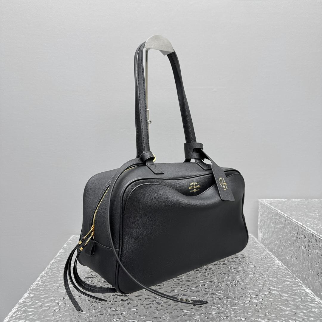 Balenciaga Carrie Bowling Bag Medium In Black  - DesignerGu