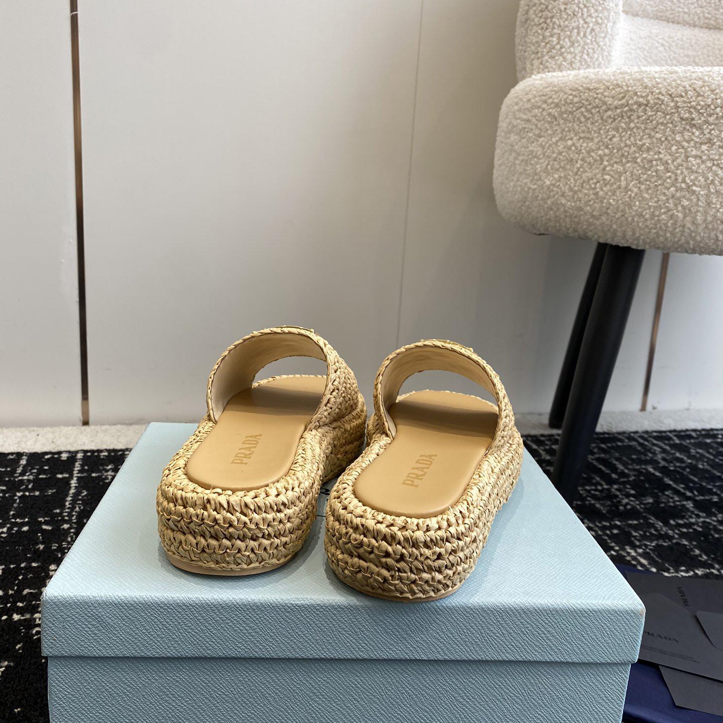 Prada Crochet Flatform Slides - DesignerGu