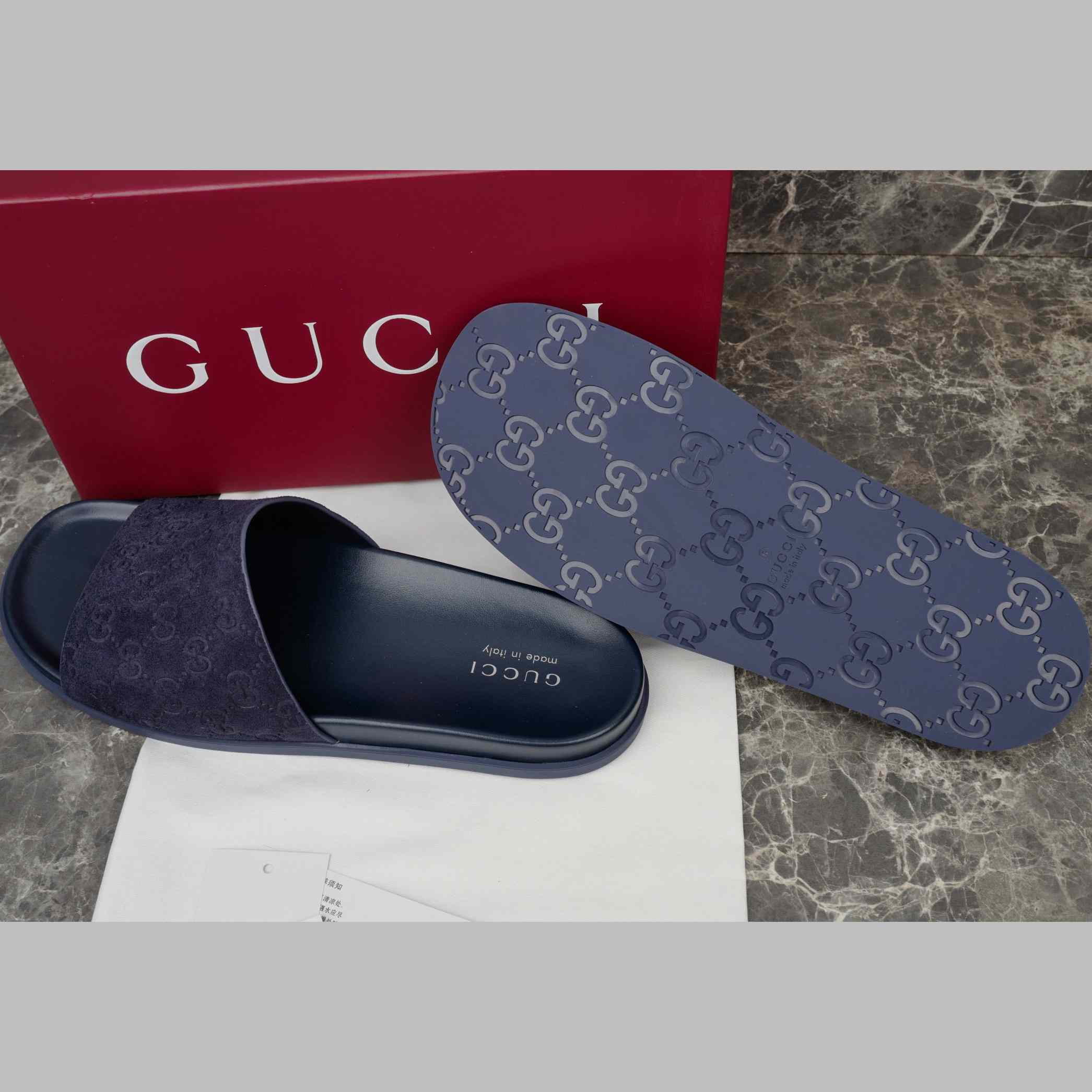 Gucci Men's Slide Sandal - DesignerGu