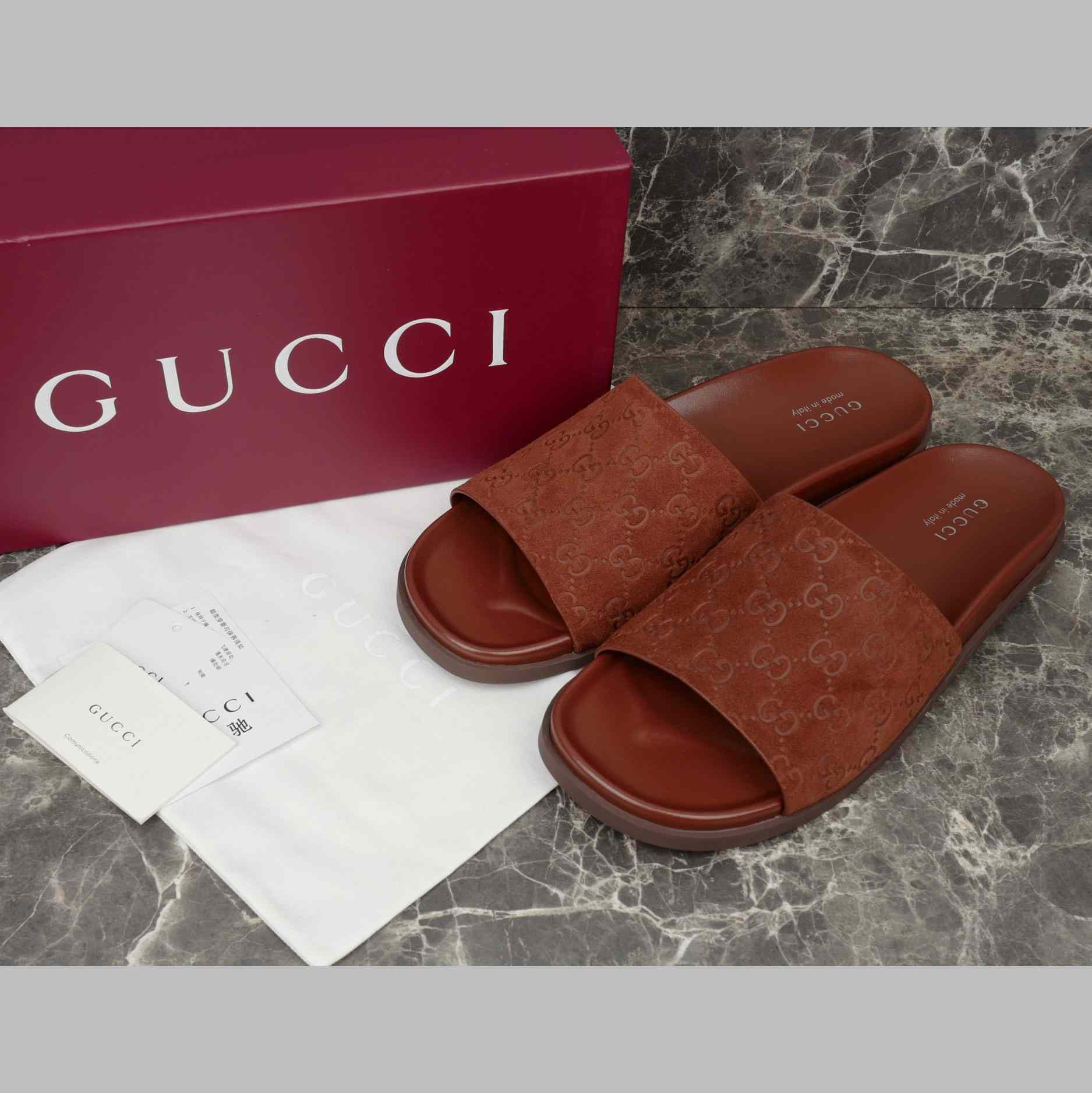 Gucci Men's Slide Sandal - DesignerGu