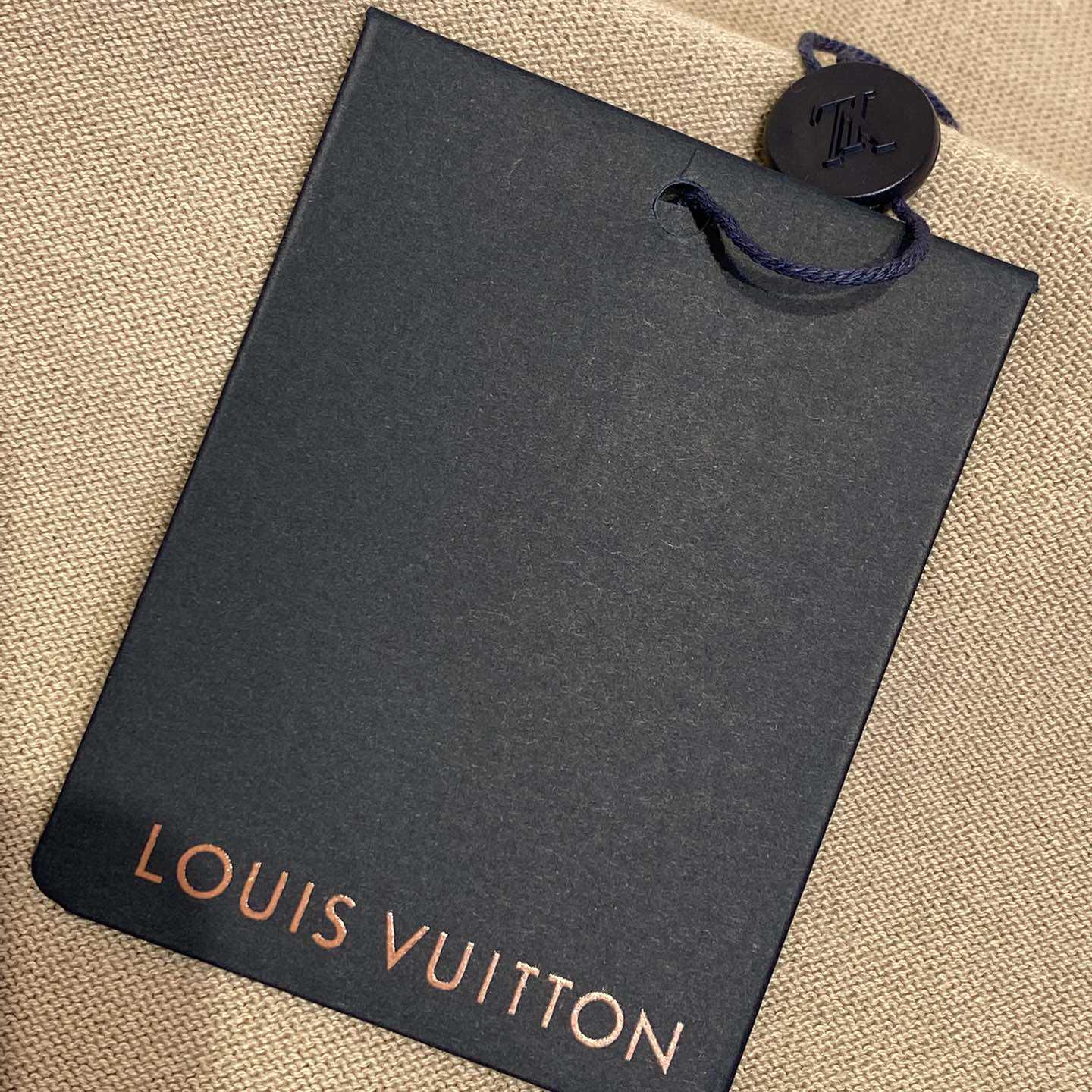 Louis Vuitton LV x Park Seo-Bo Short-Sleeved Cotton Crewneck  1AFXYL - DesignerGu