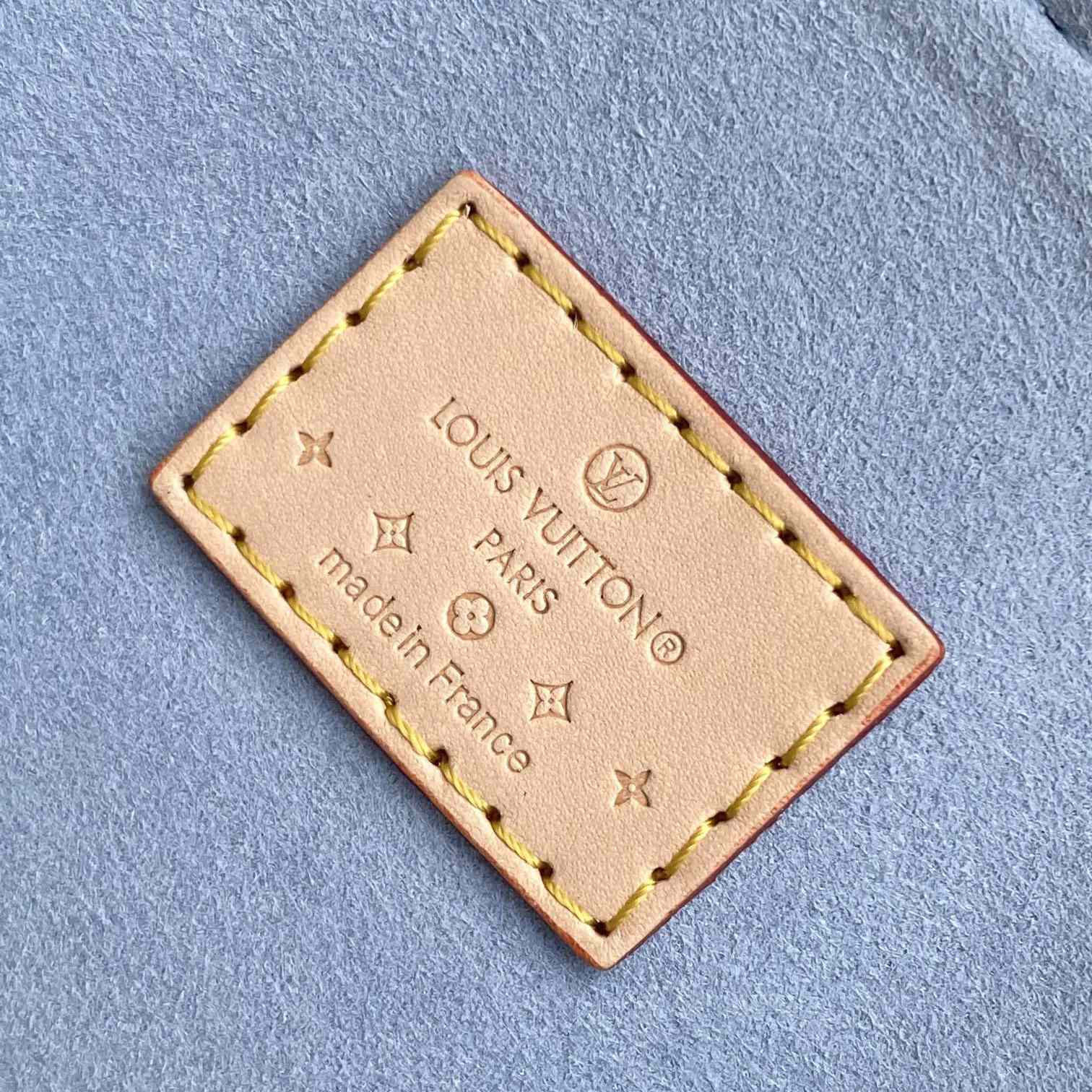 Louis Vuitton Nano Speedy Monogram Vernis Leather  16x10x7.5cm  M83000 - DesignerGu