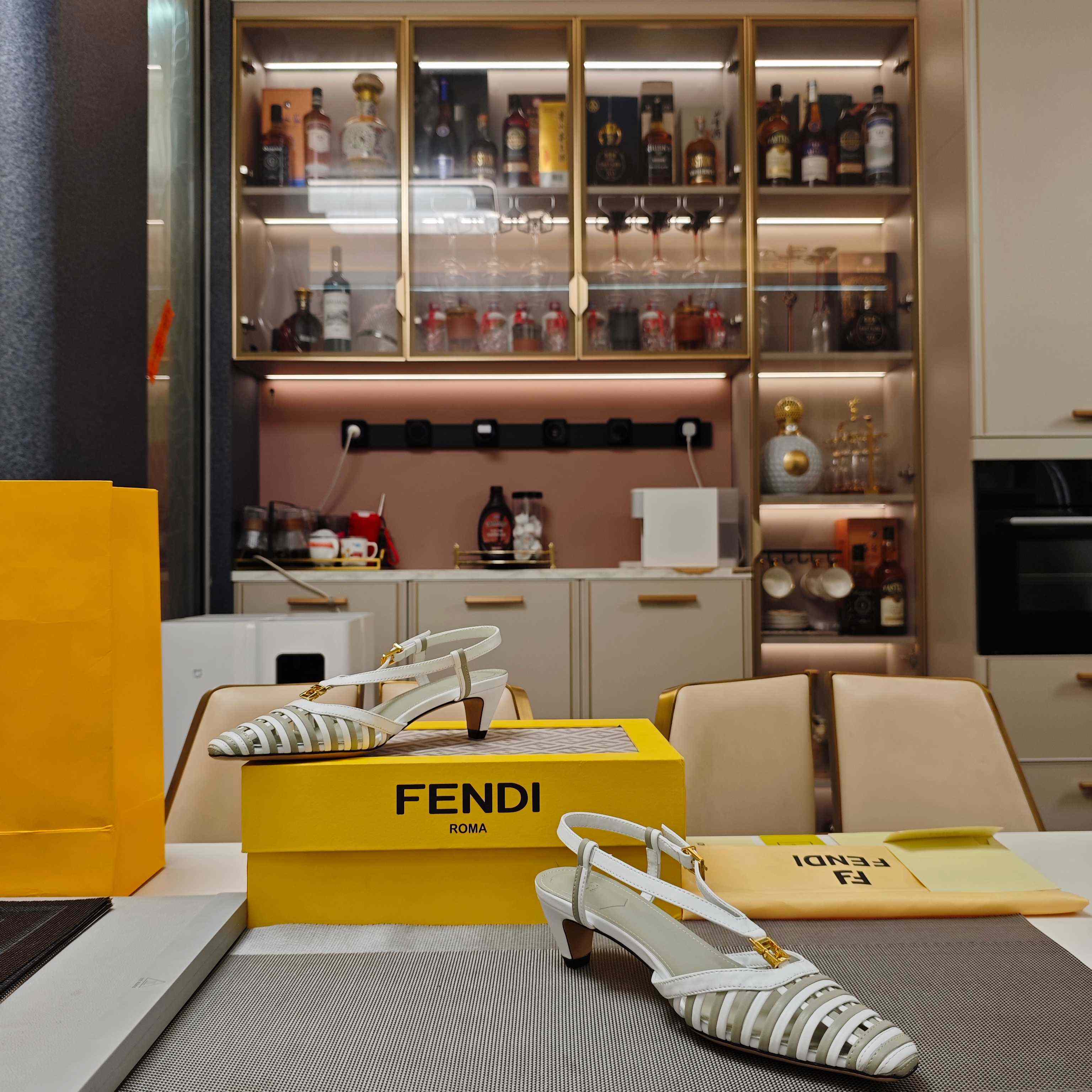 Fendi FFold Leather Low-heeled Slingbacks - DesignerGu