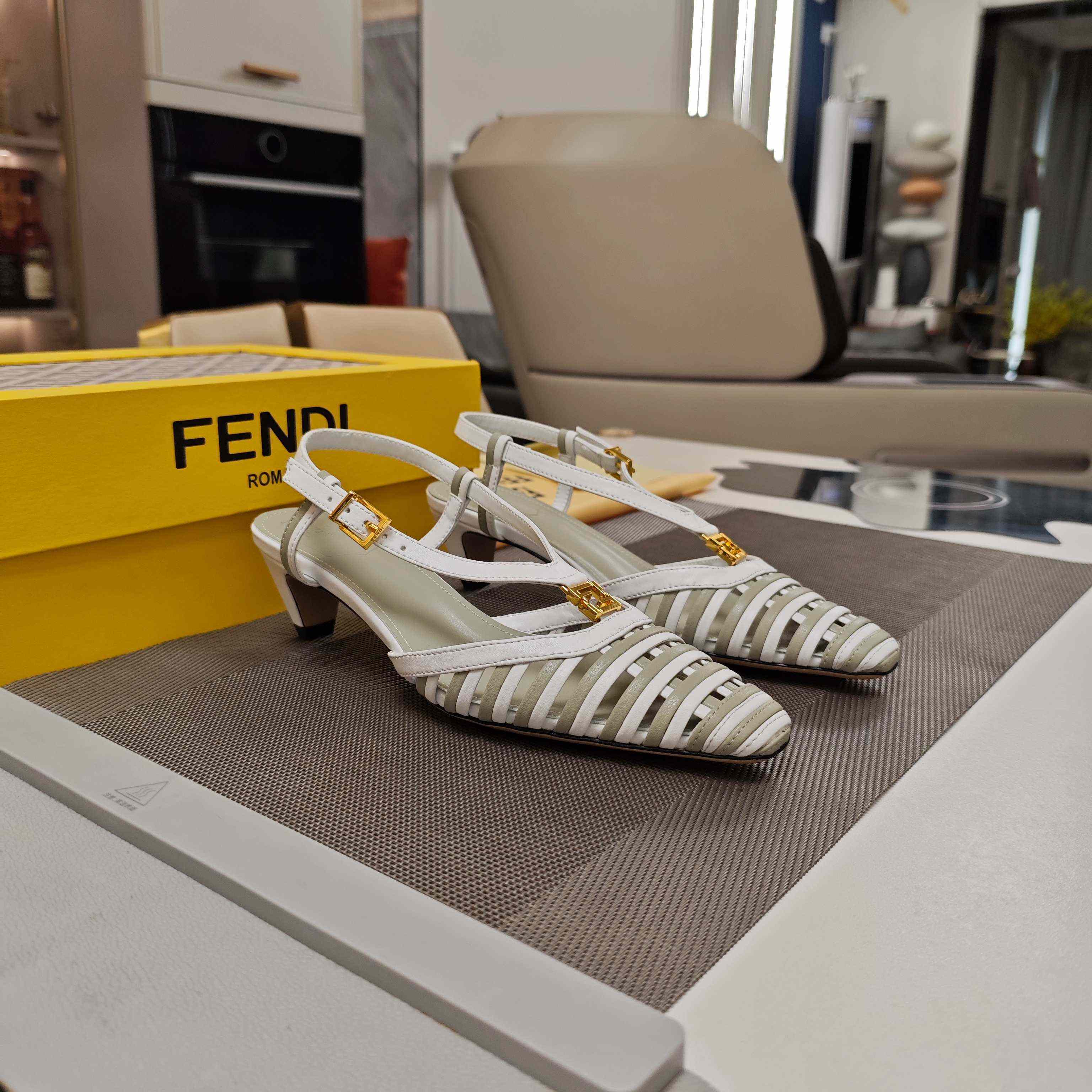 Fendi FFold Leather Low-heeled Slingbacks - DesignerGu