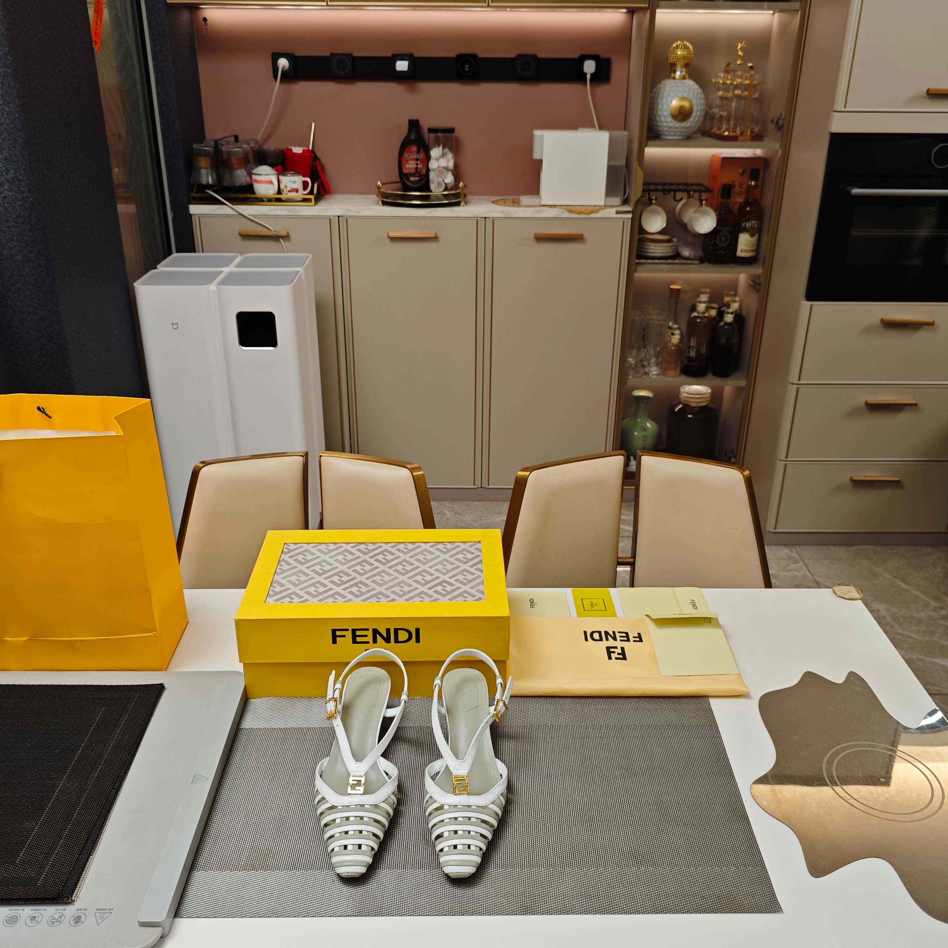 Fendi FFold Leather Low-heeled Slingbacks - DesignerGu