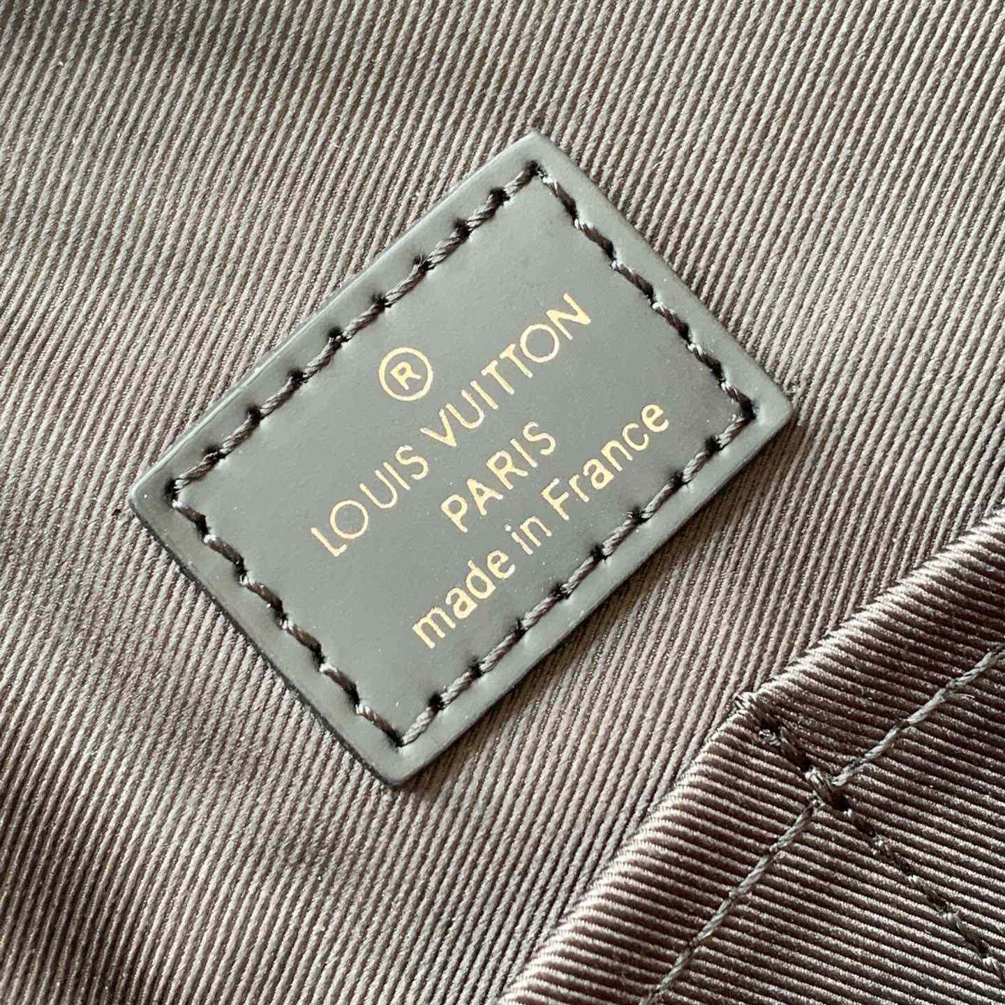 Louis Vuitton Monogram Eclipse Briefcase  39x28x11cm  M40566 - DesignerGu