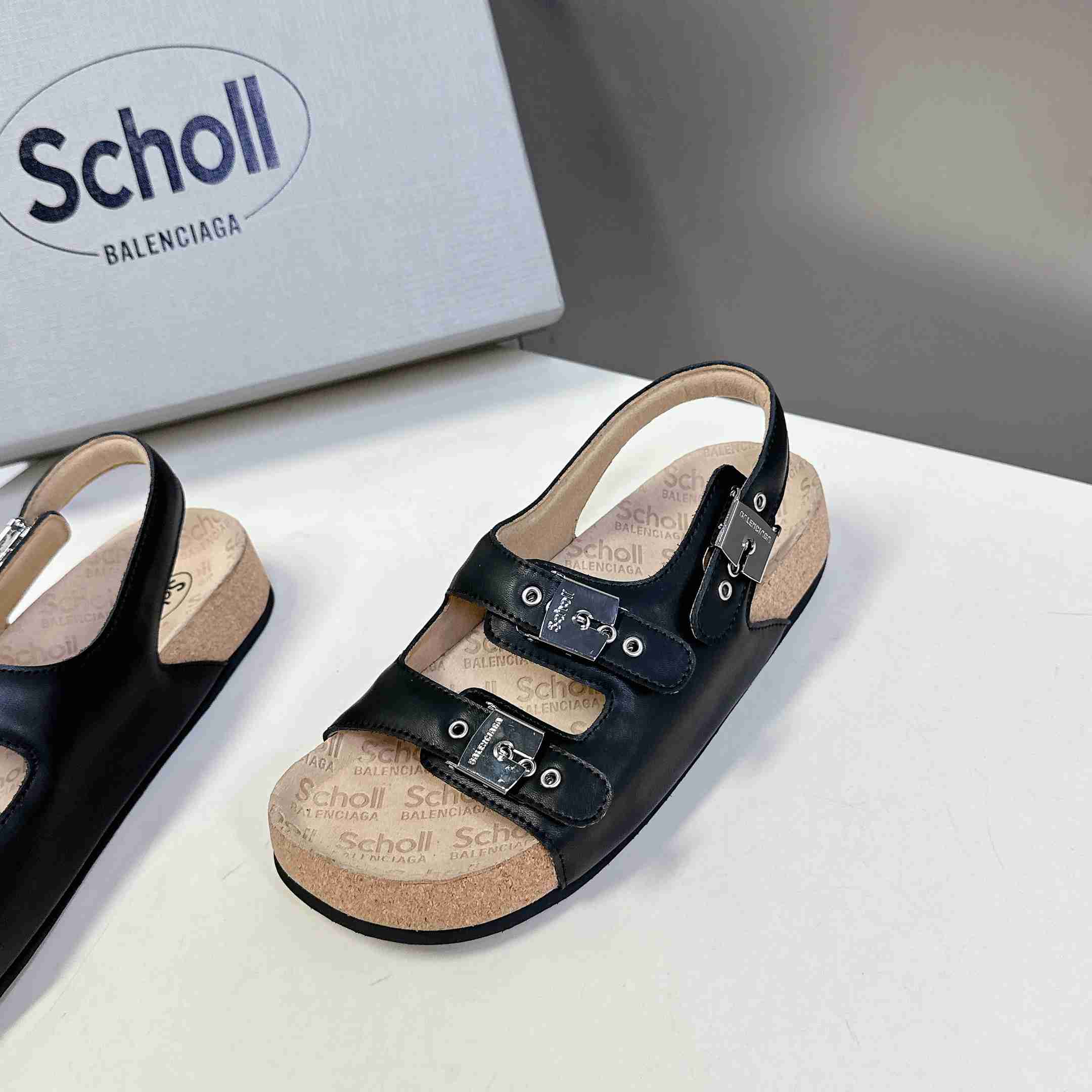 Balenciaga Scholl Flat Sandal In Black - DesignerGu