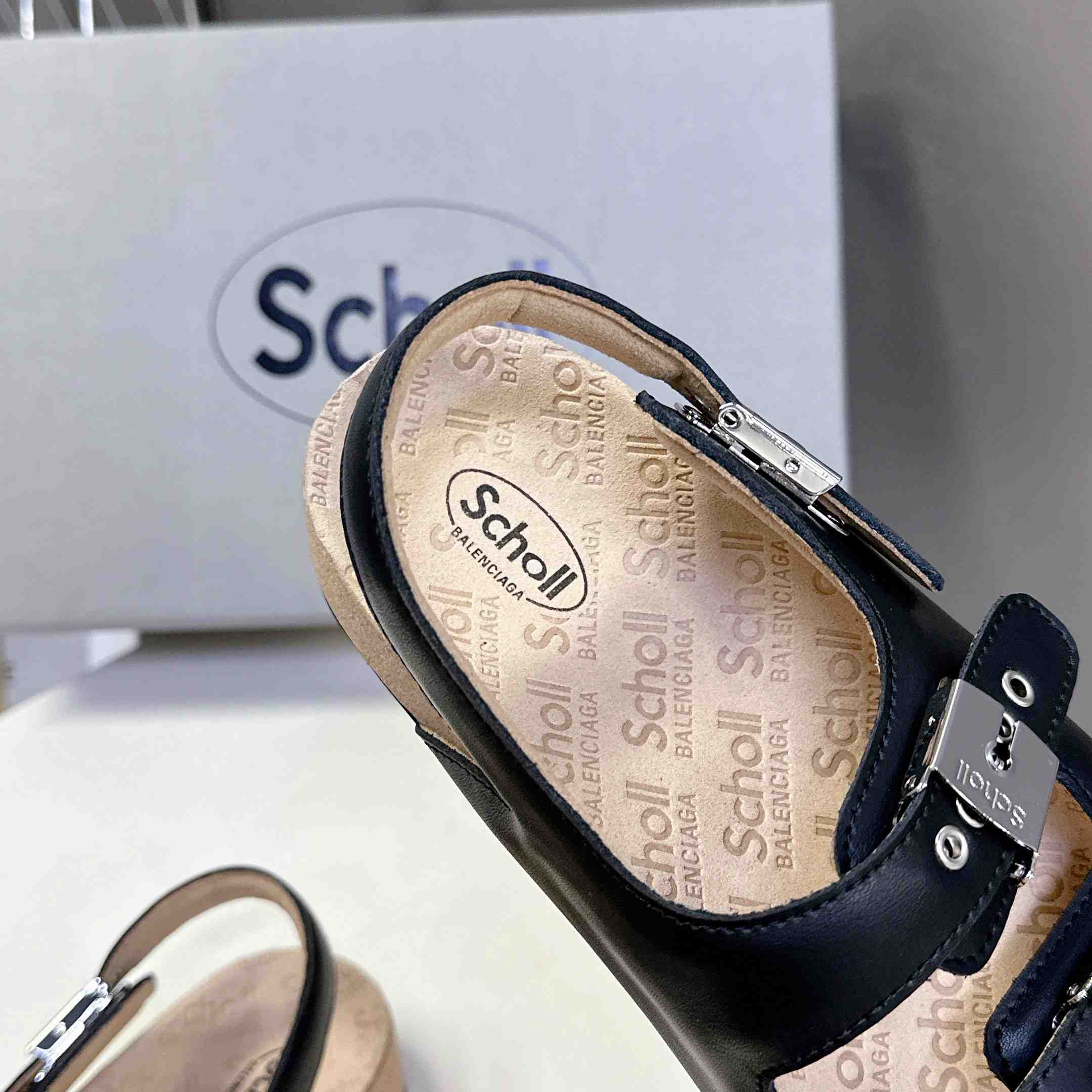 Balenciaga Scholl Flat Sandal In Black - DesignerGu