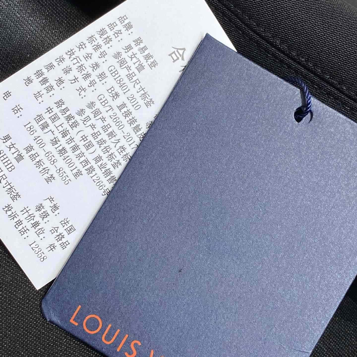 Louis Vuitton Preppy Relaxed Blazer   1AGTIP - DesignerGu