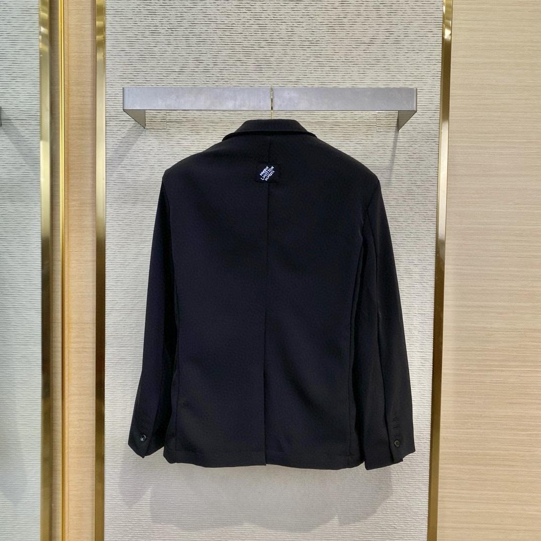 Louis Vuitton Preppy Relaxed Blazer   1AGTIP - DesignerGu