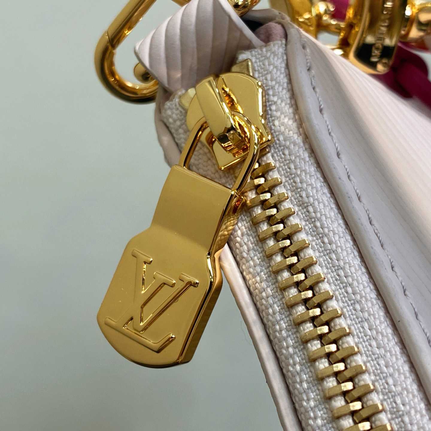 Louis Vuitton LV x TM Marellini   M13101 - DesignerGu