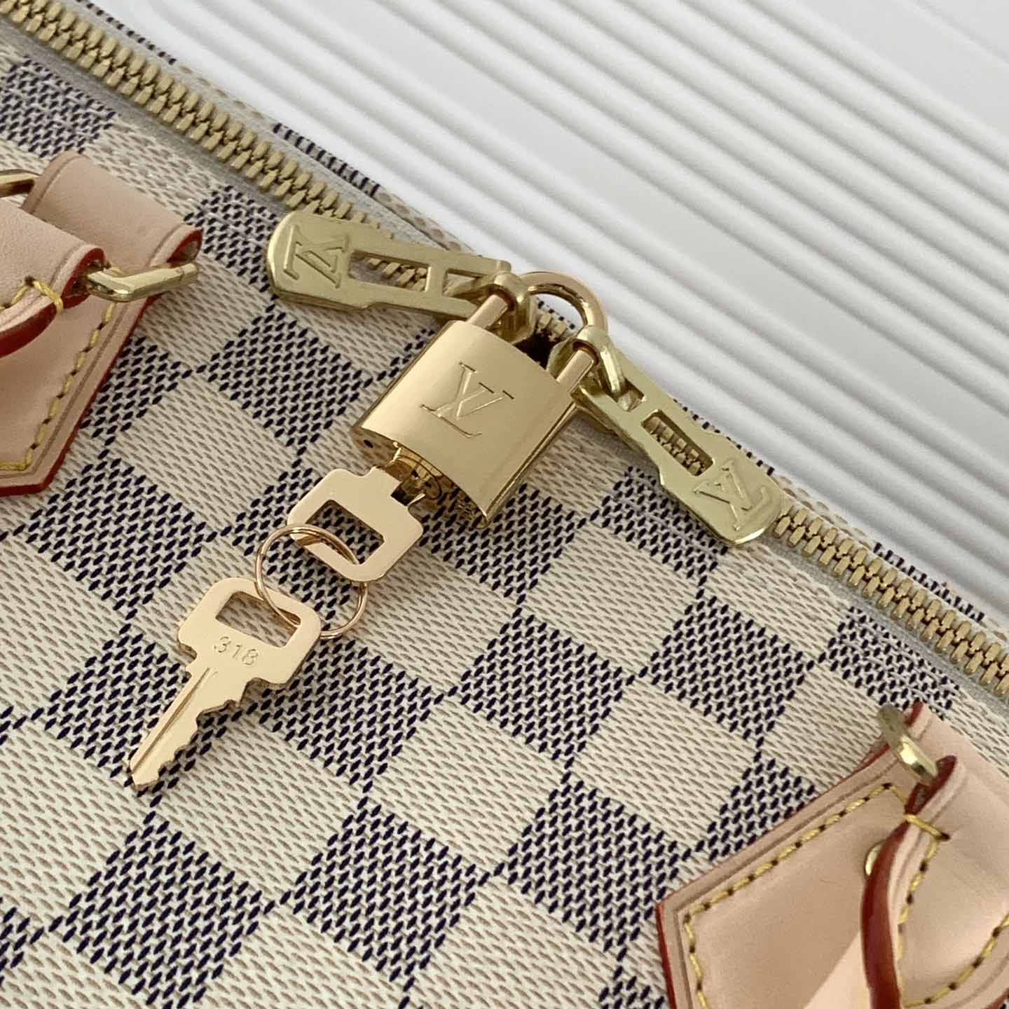 Louis Vuitton Speedy Bandoulière 35  M41111 - DesignerGu
