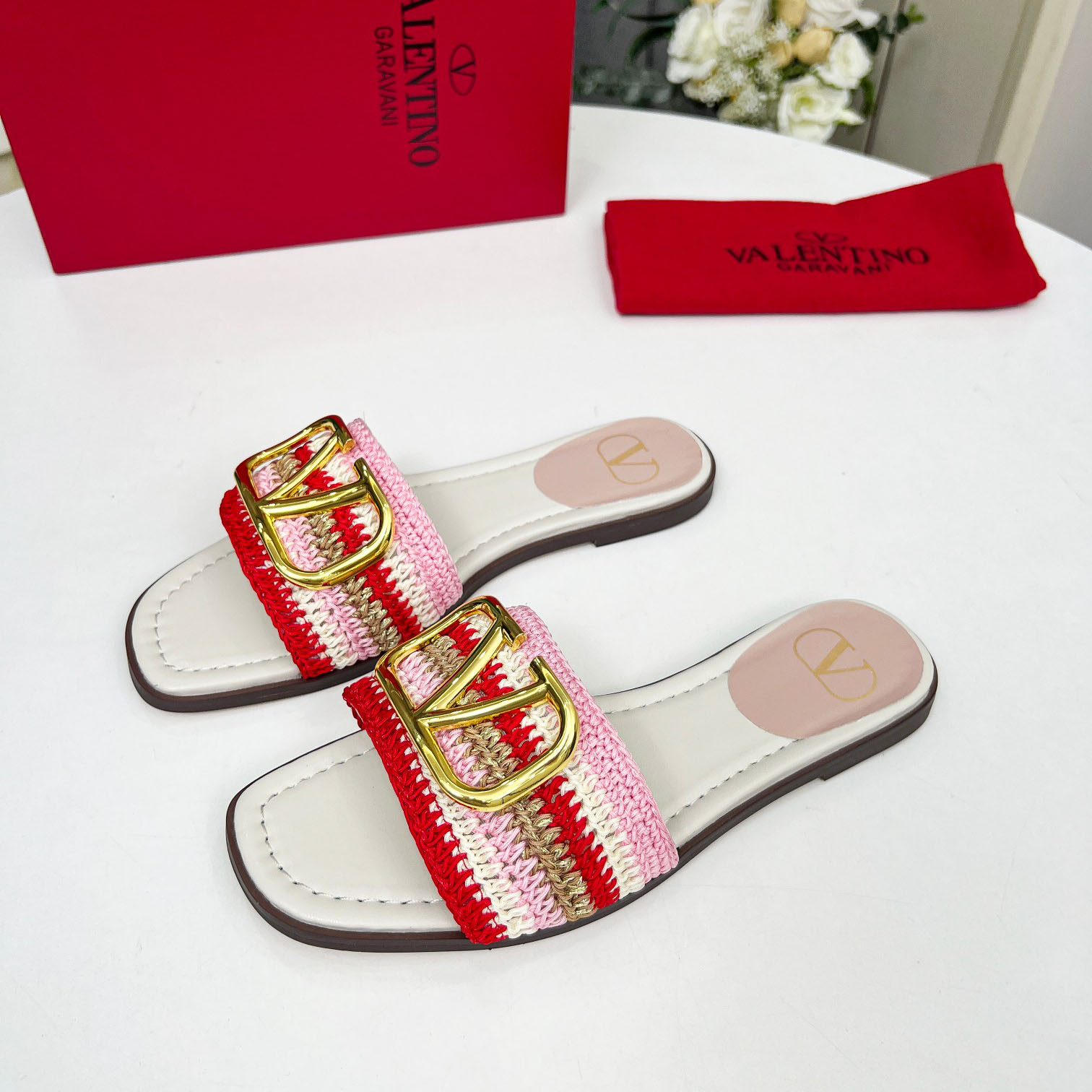 Valent Women's Pink Flat Sandals - DesignerGu