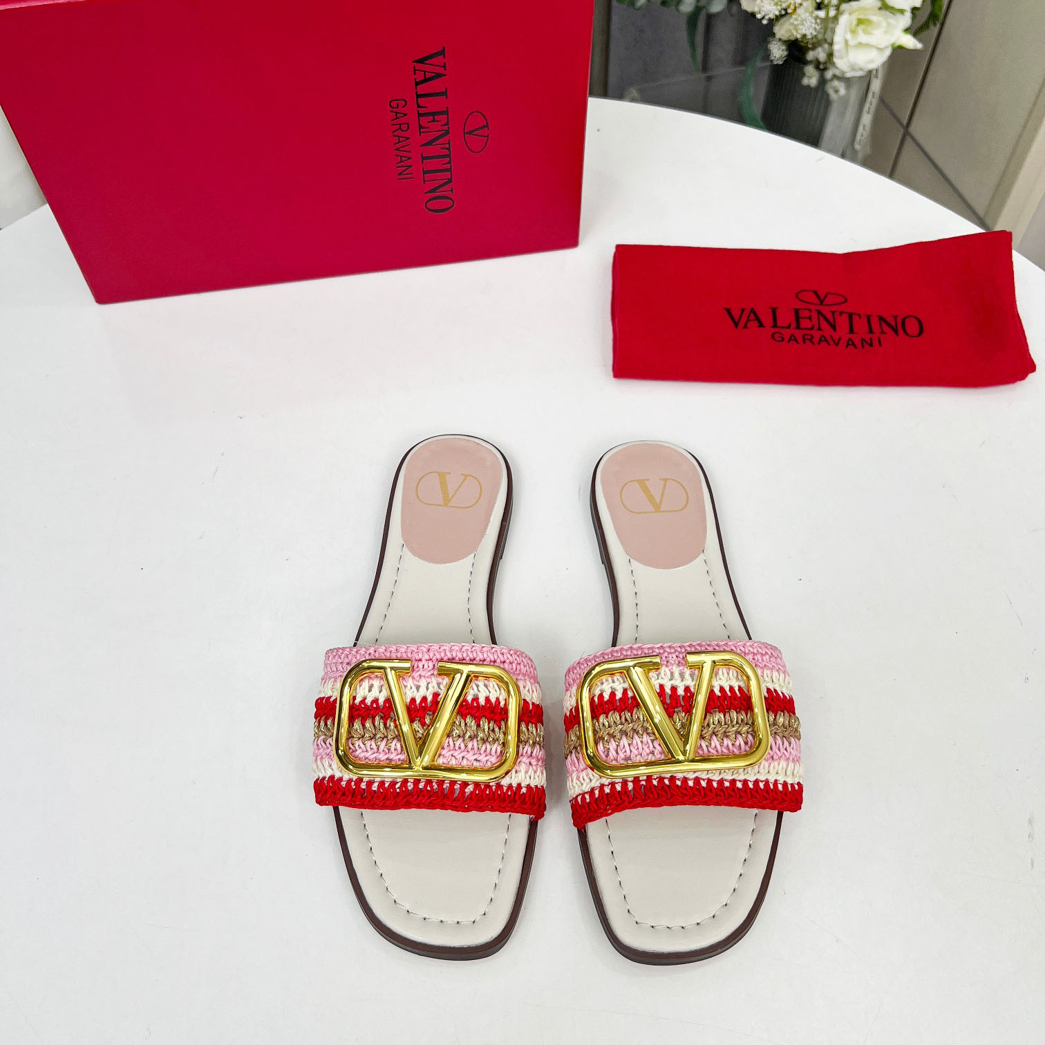 Valent Women's Pink Flat Sandals - DesignerGu