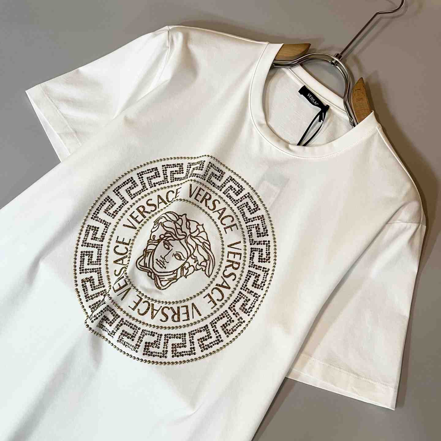 Versace Medusa T-shirt - DesignerGu