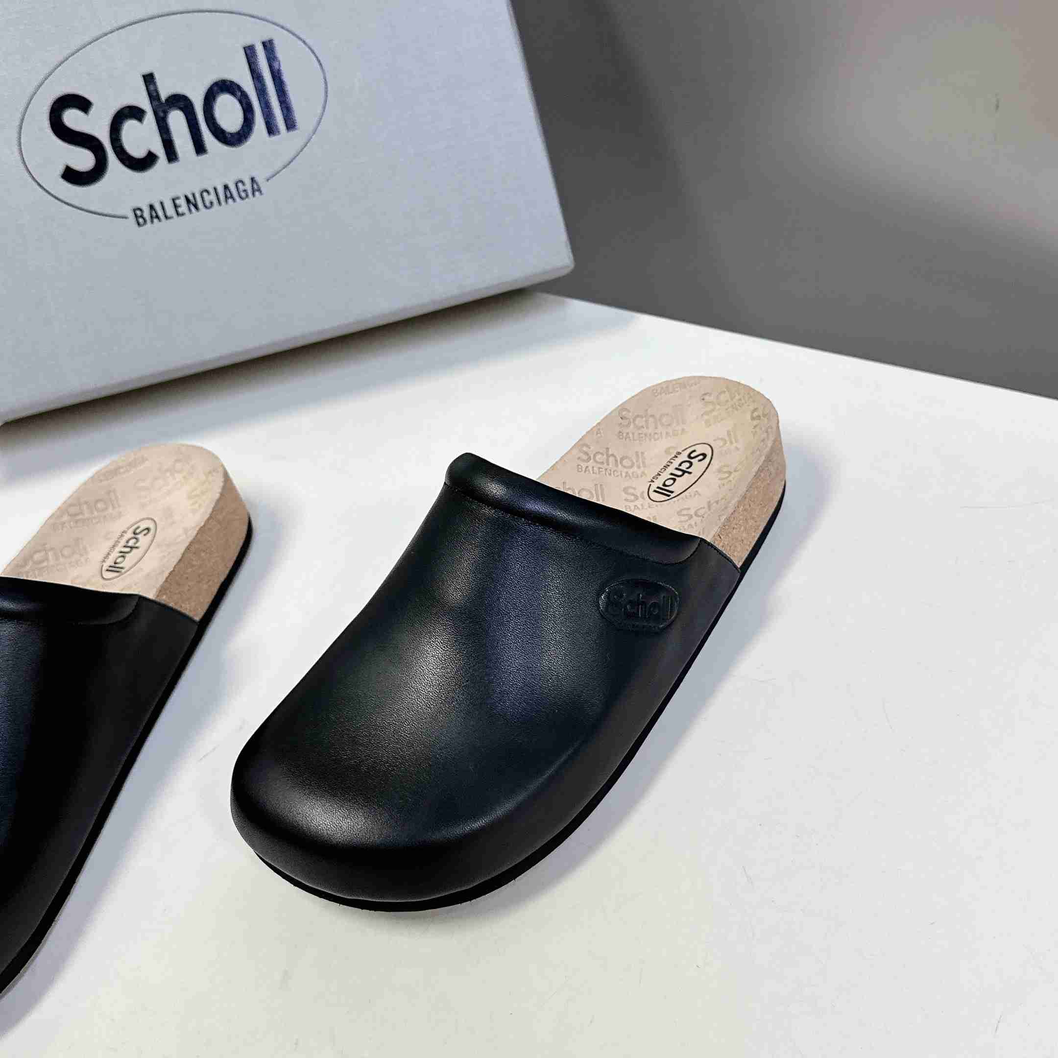 Balenciaga Scholl Flat Mule In Black - DesignerGu