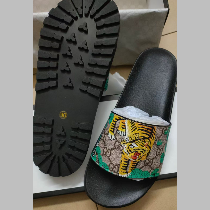 Gucci Men's Slide Sandal - DesignerGu