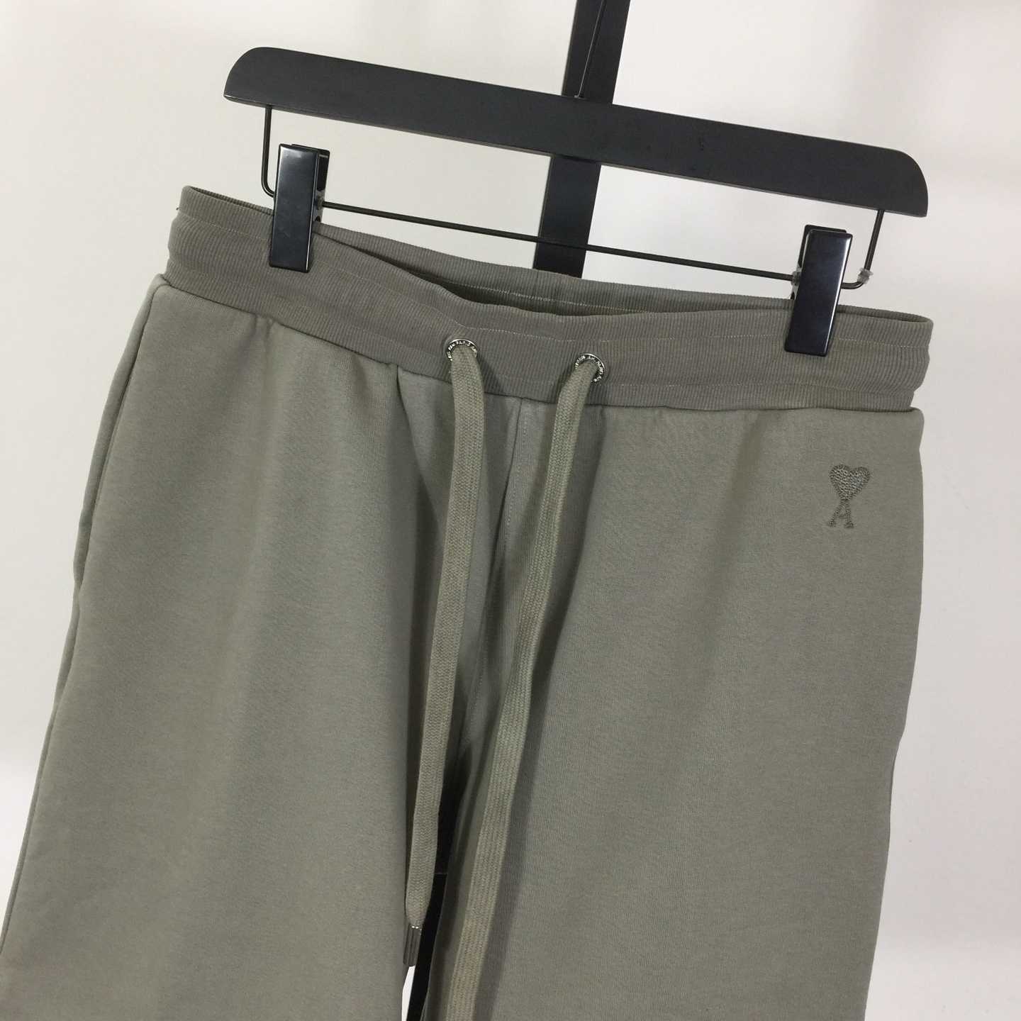 Ami De Embroidered Shorts - DesignerGu