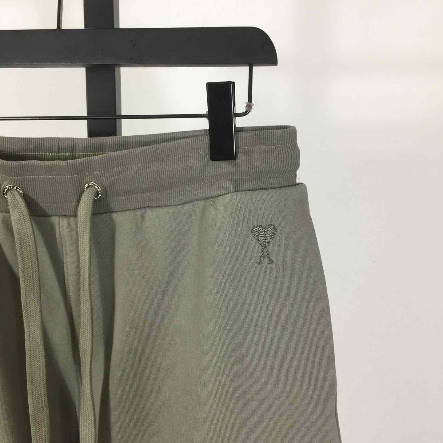 Ami De Embroidered Shorts - DesignerGu