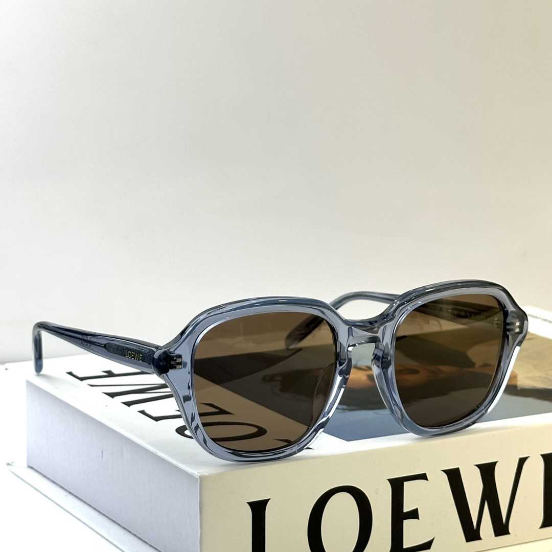 Loewe Alpha Slim sunglasses  LW40163I - DesignerGu