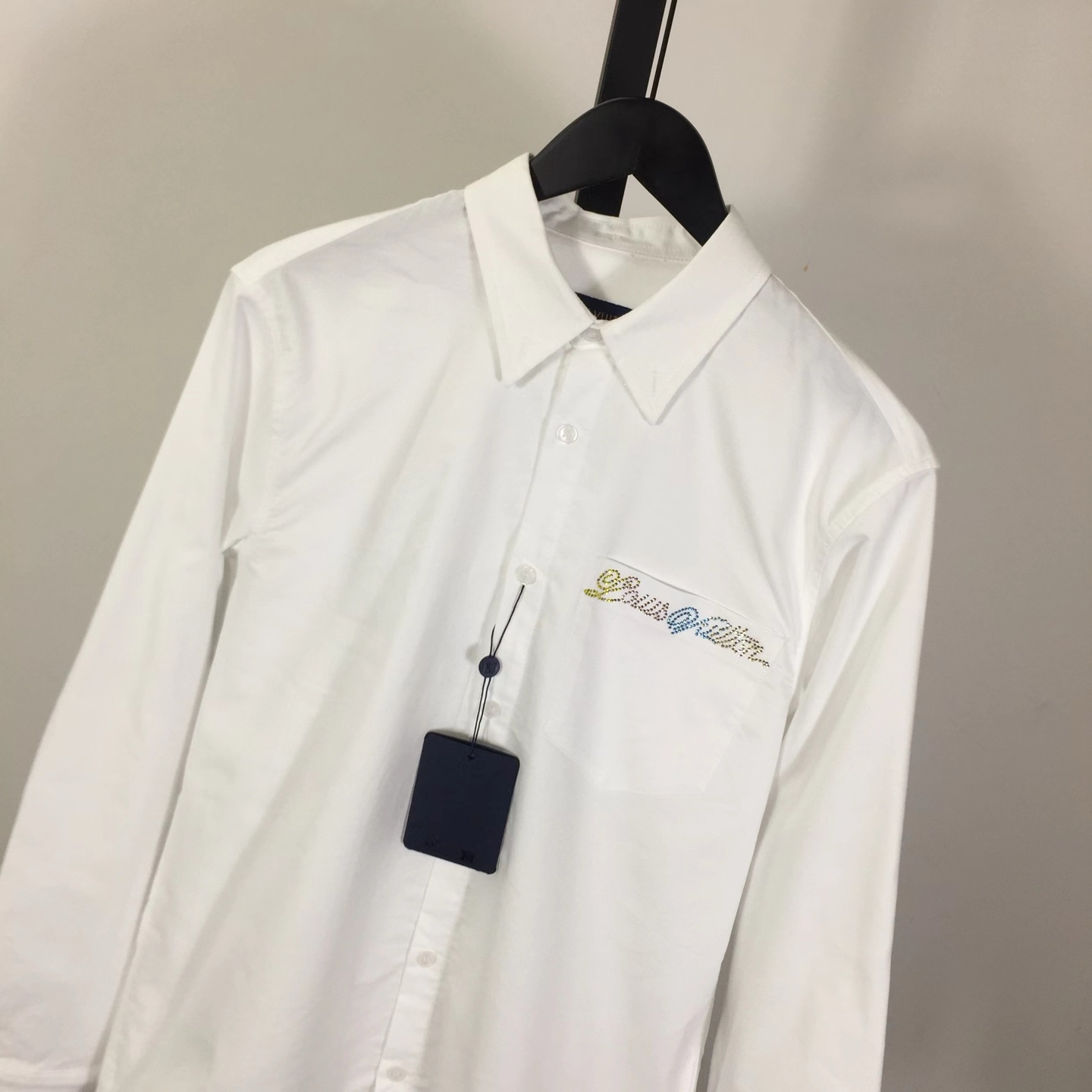 Louis Vuitton Embellished Long-Sleeved Cotton Shirt  1AGTQ5  - DesignerGu