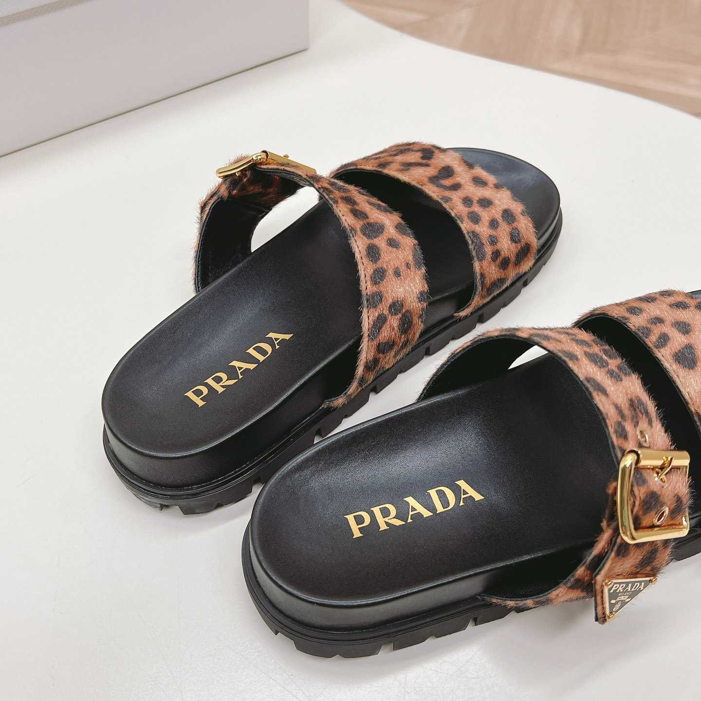 Prada Printed Leather Slides - DesignerGu