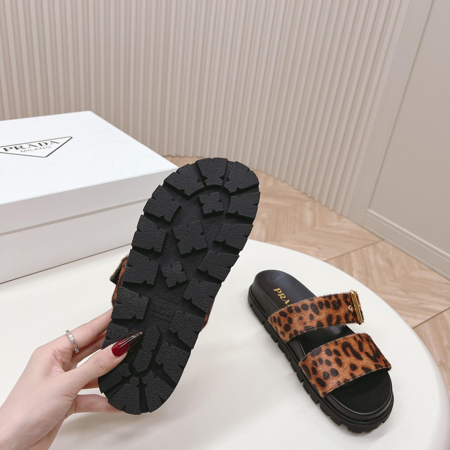 Prada Printed Leather Slides - DesignerGu