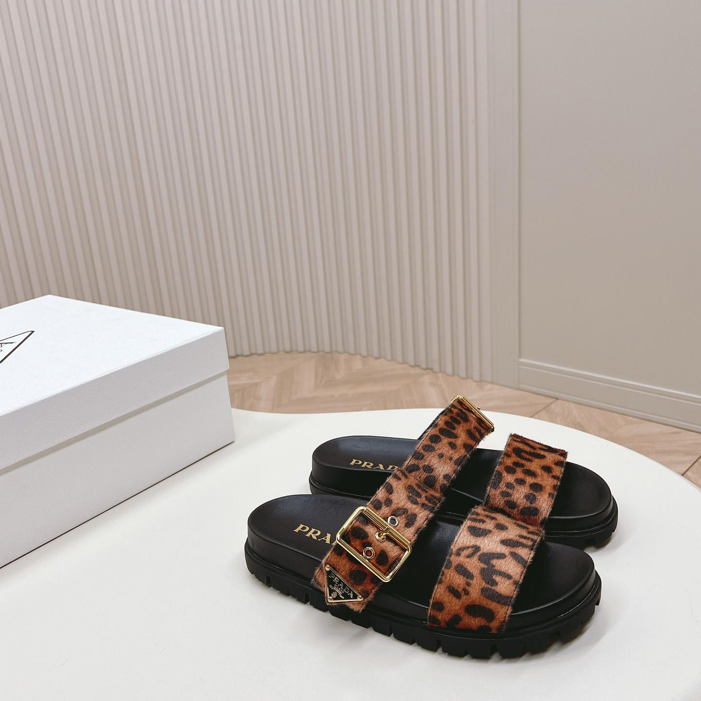 Prada Printed Leather Slides - DesignerGu